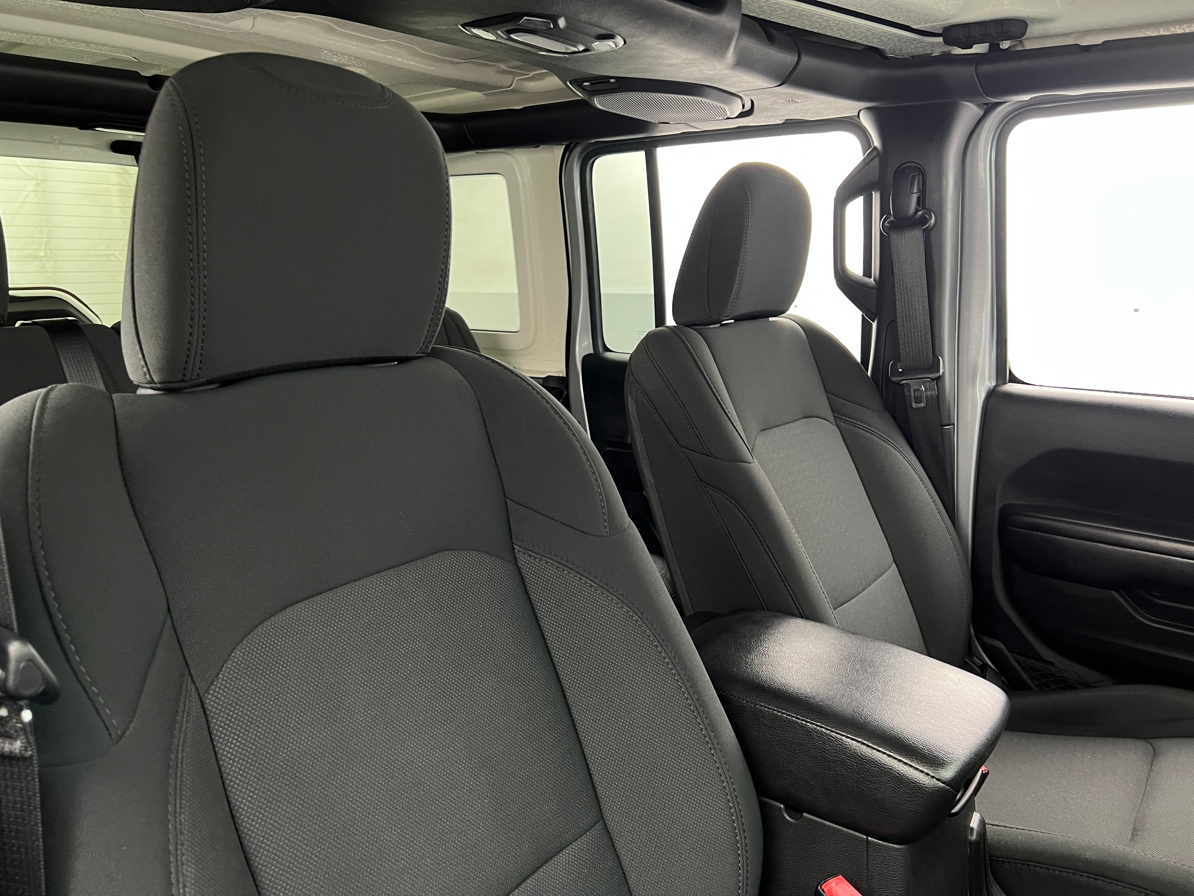 2021 Jeep Wrangler Unlimited Sport S 2