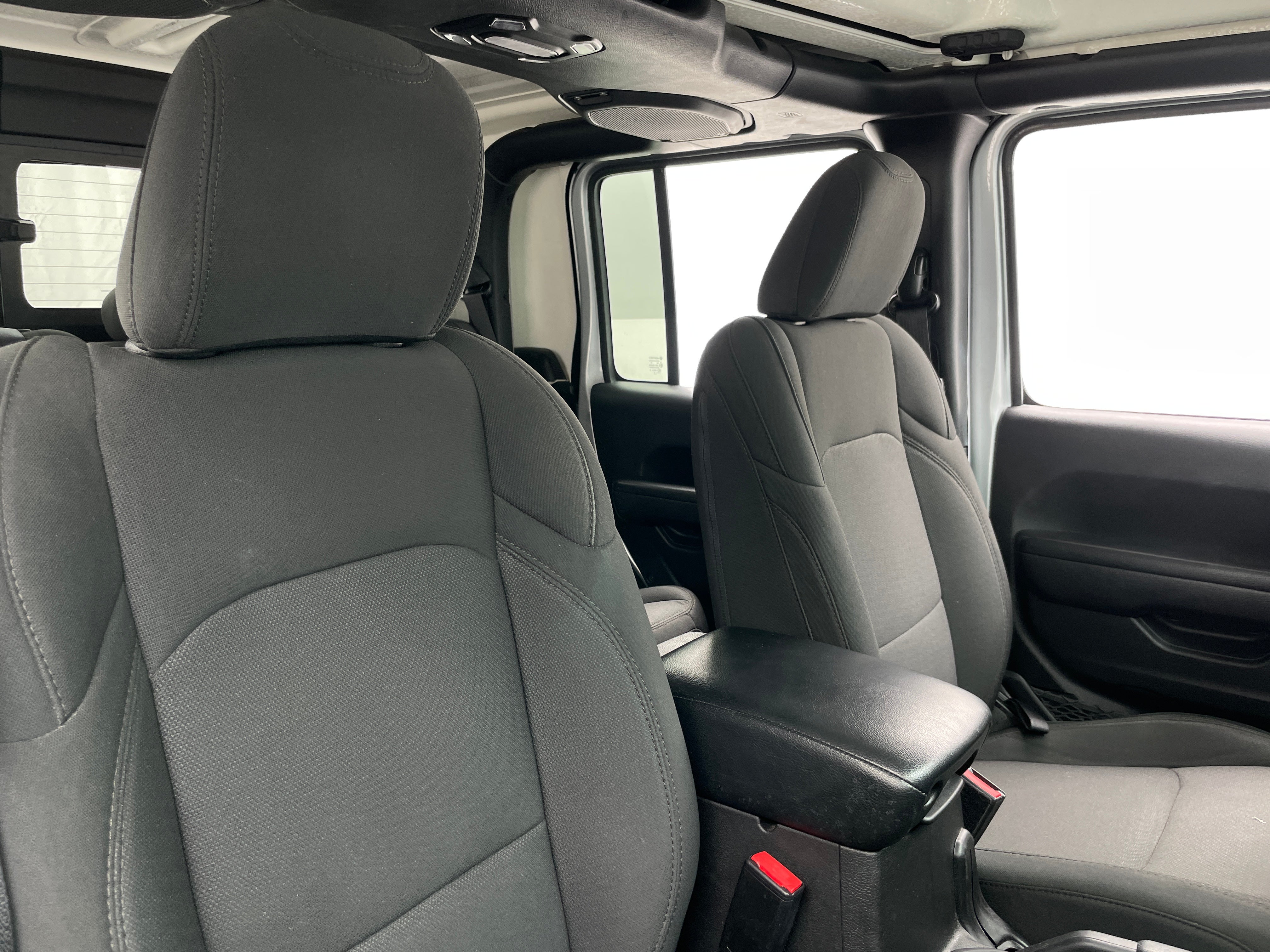2023 Jeep Gladiator Sport S 2