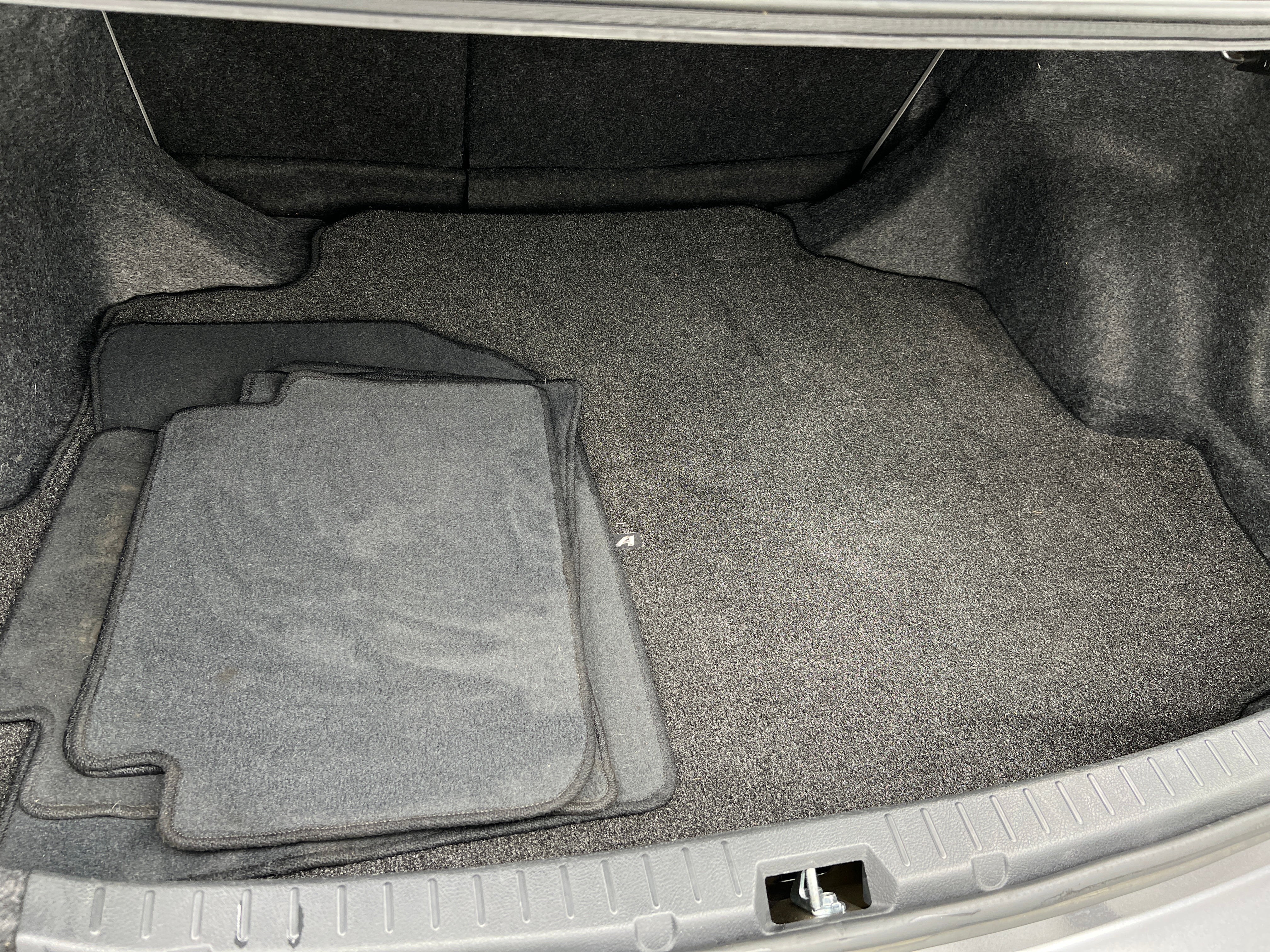 2012 Toyota Corolla LE 7