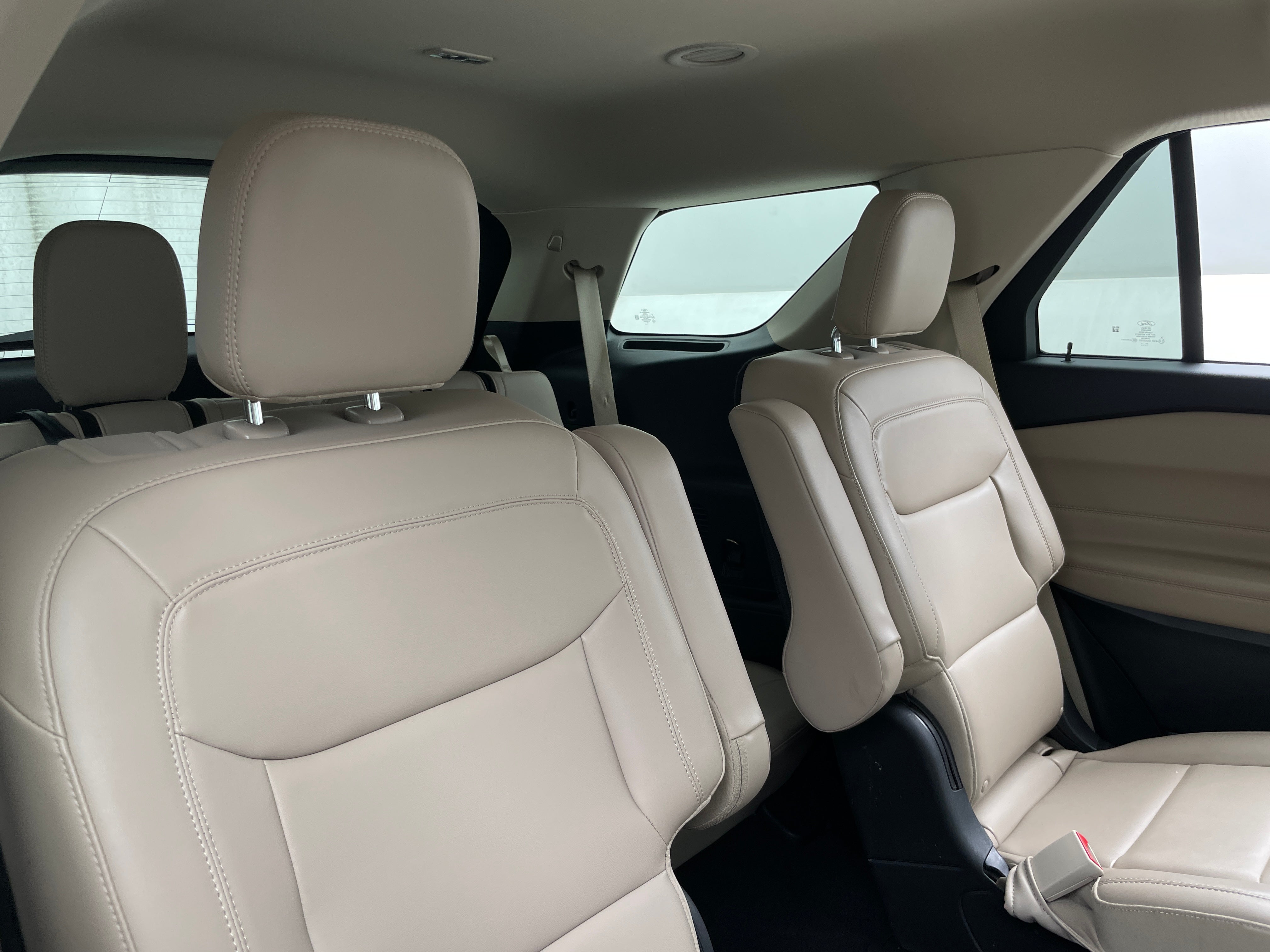 2022 Ford Explorer XLT 6