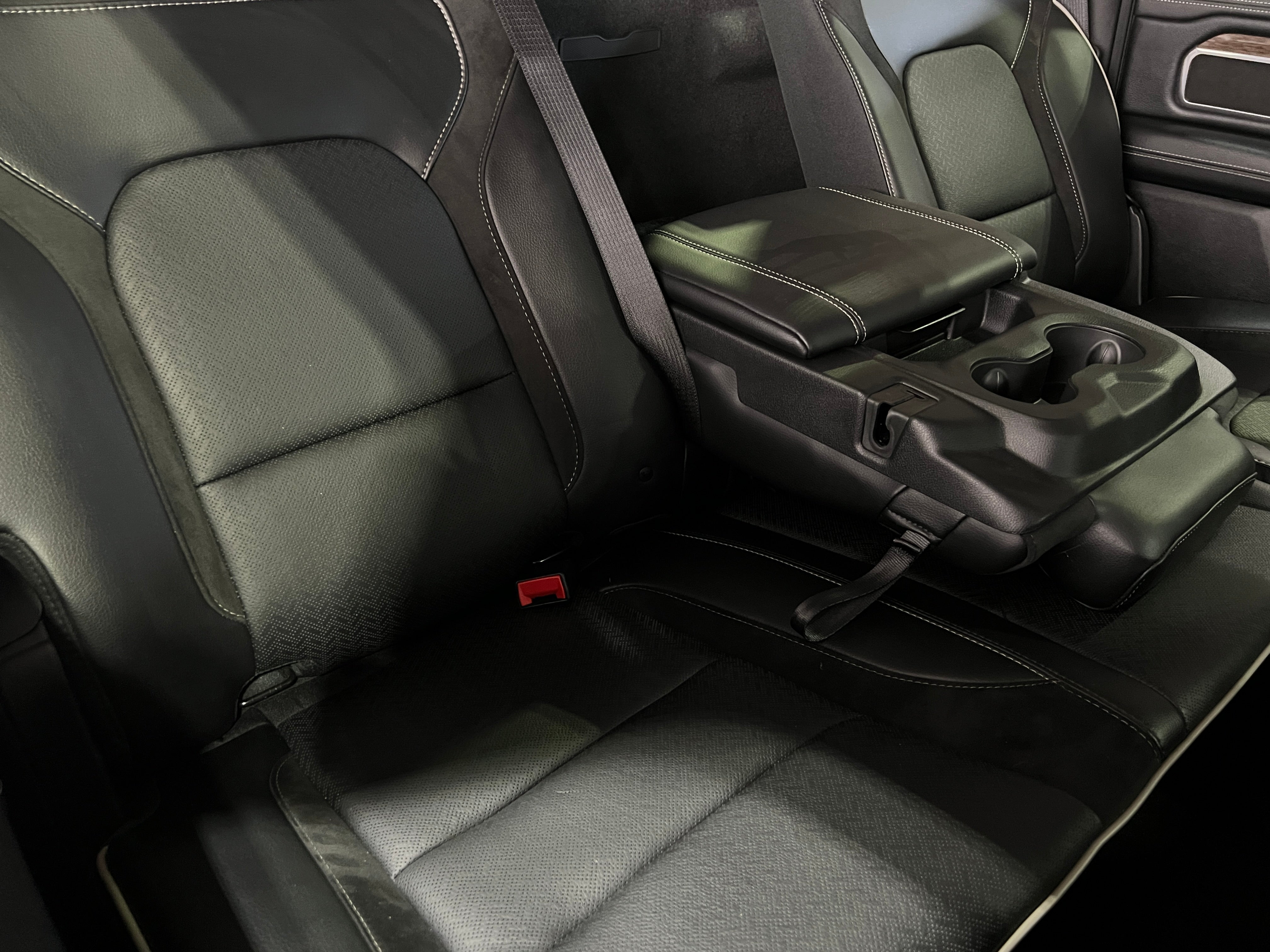 2020 RAM 1500 Laramie 5
