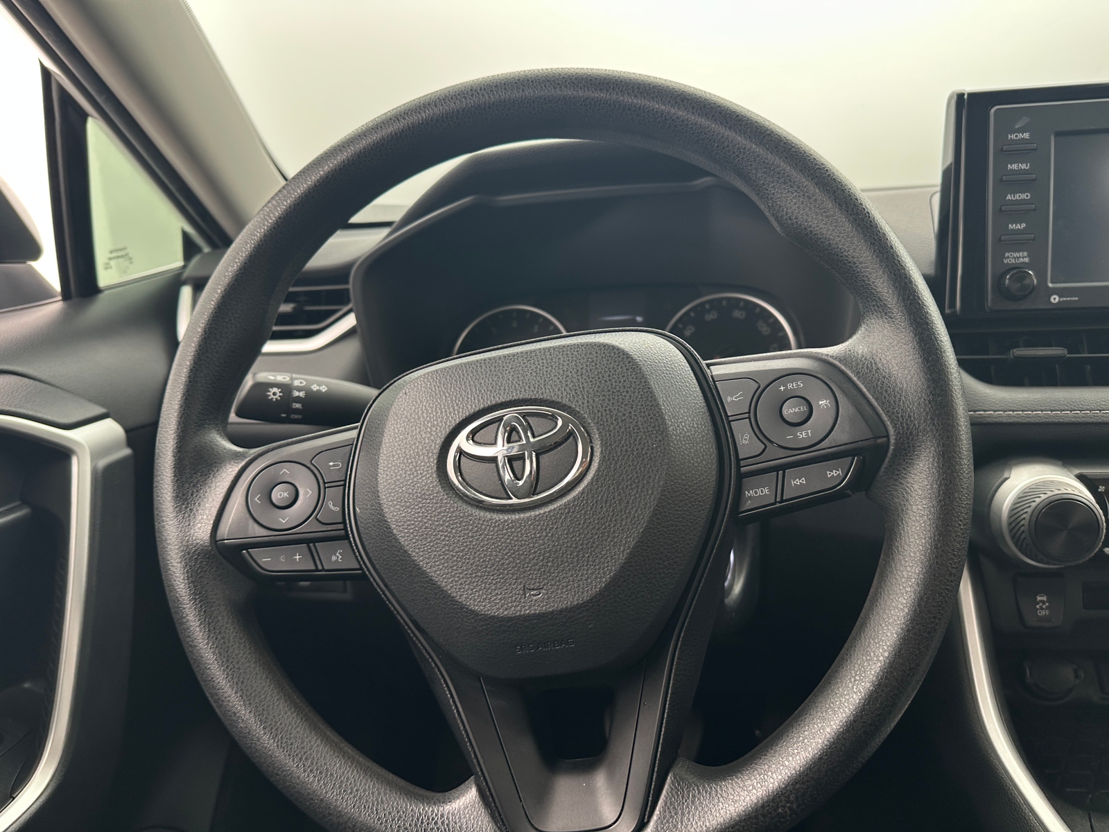 Thumbnail: 2022 Toyota RAV4 - 5