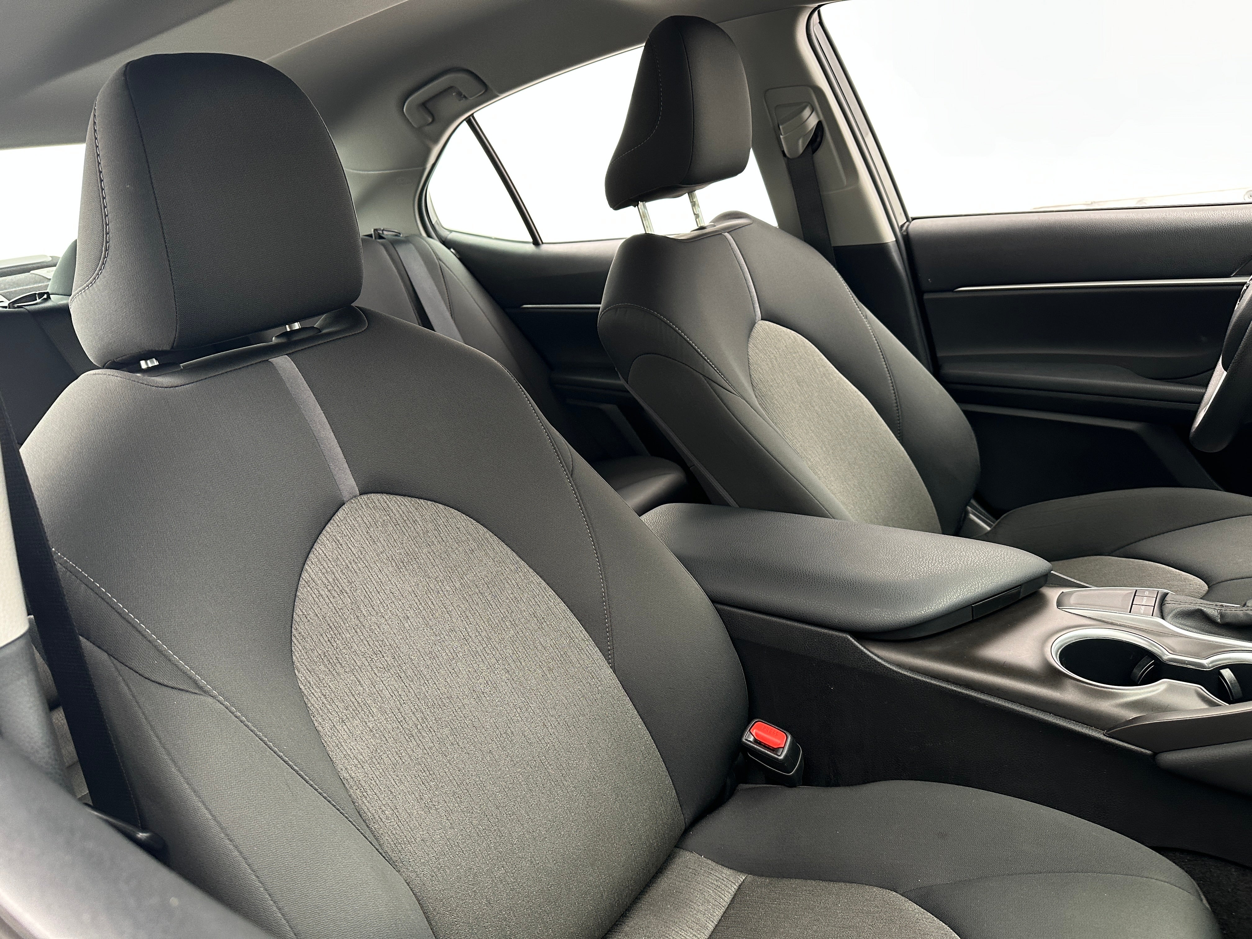 2024 Toyota Camry LE 2