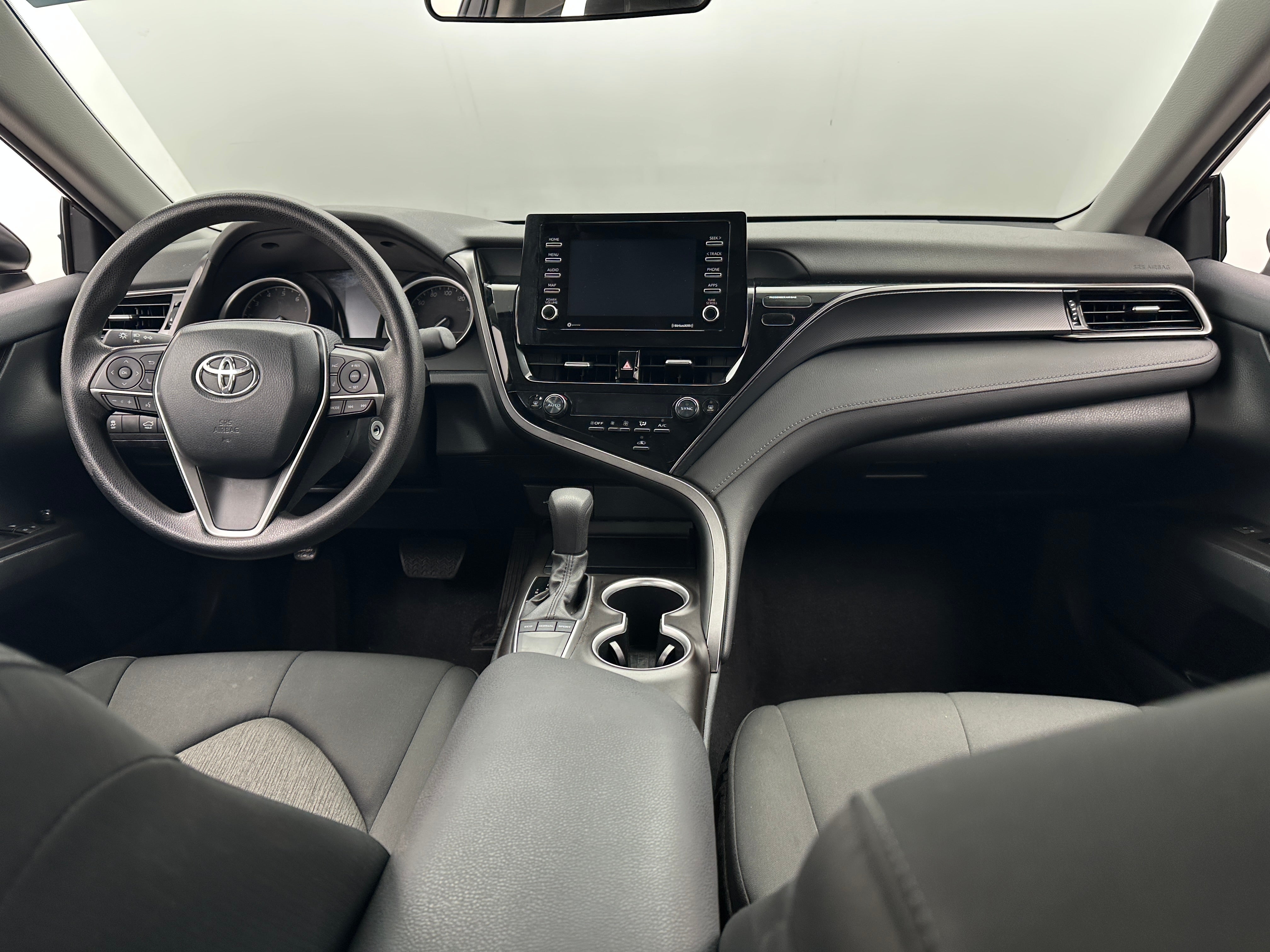 2024 Toyota Camry LE 3