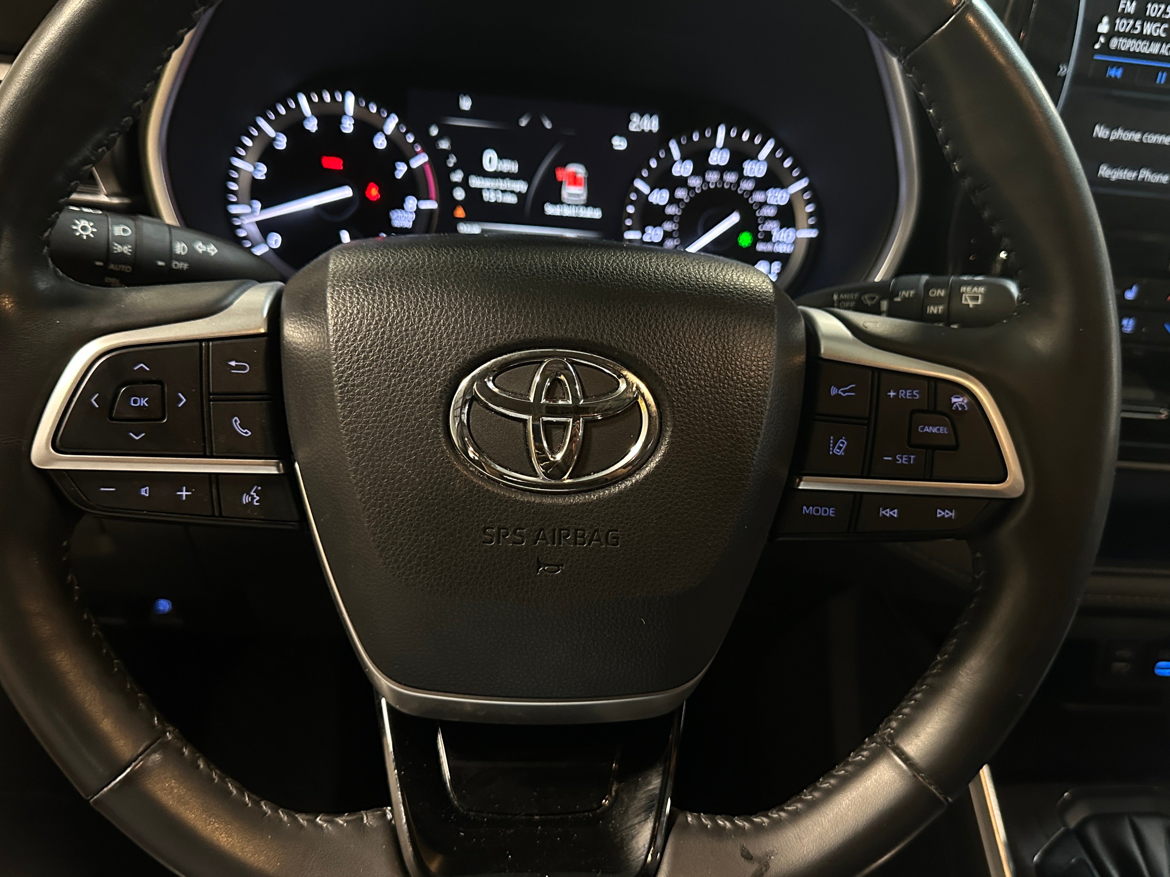 2022 Toyota Highlander Limited 4