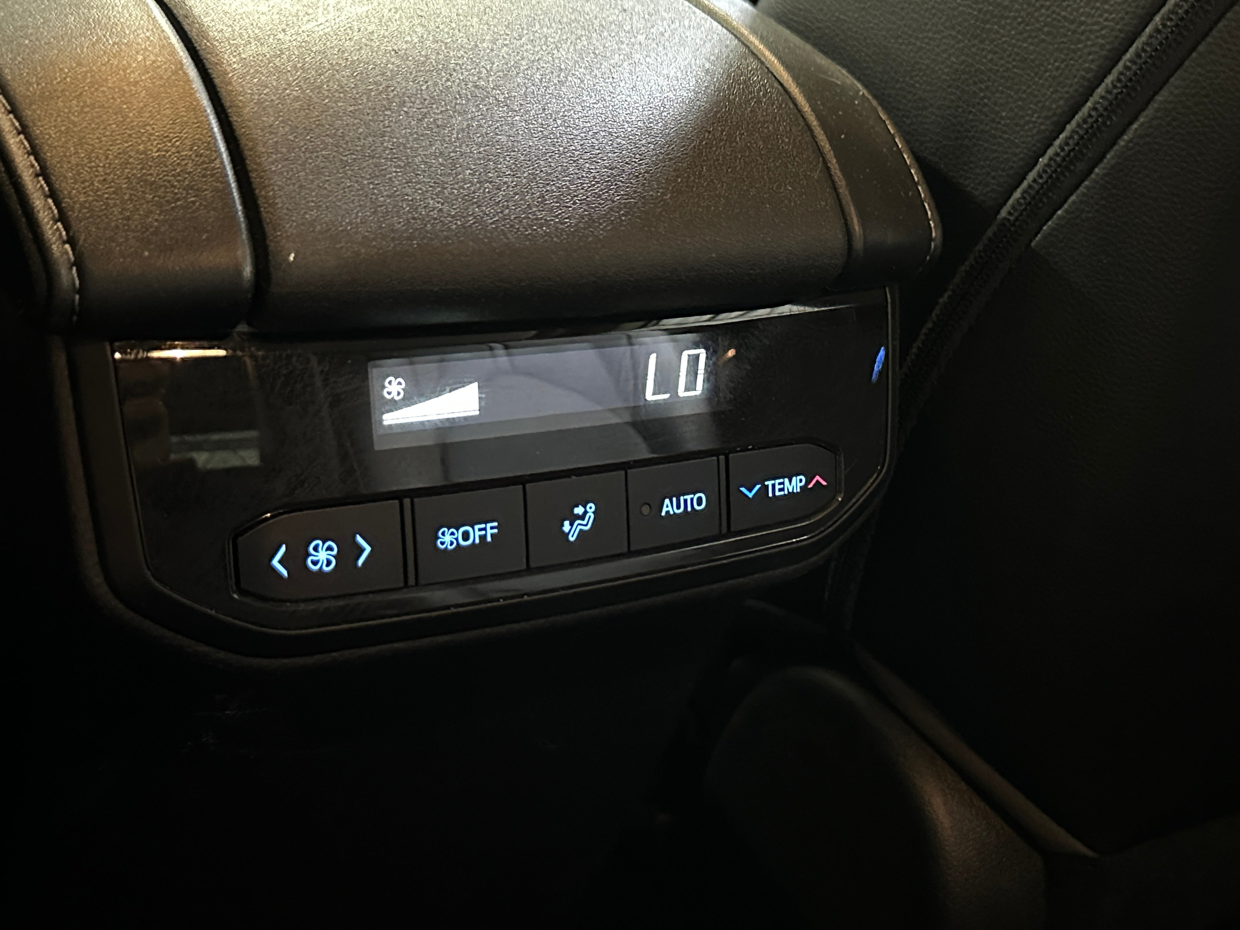 2022 Toyota Highlander Limited 3