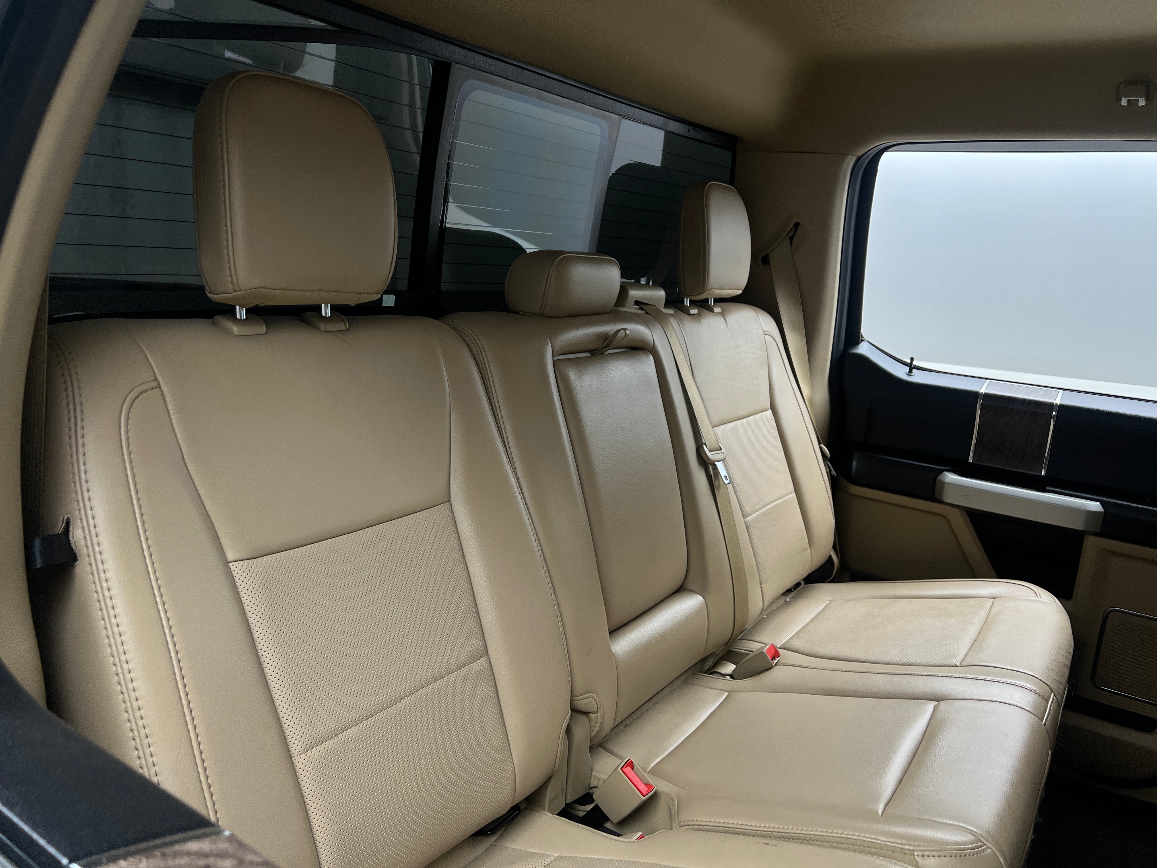 2019 Ford Econoline E-250 5