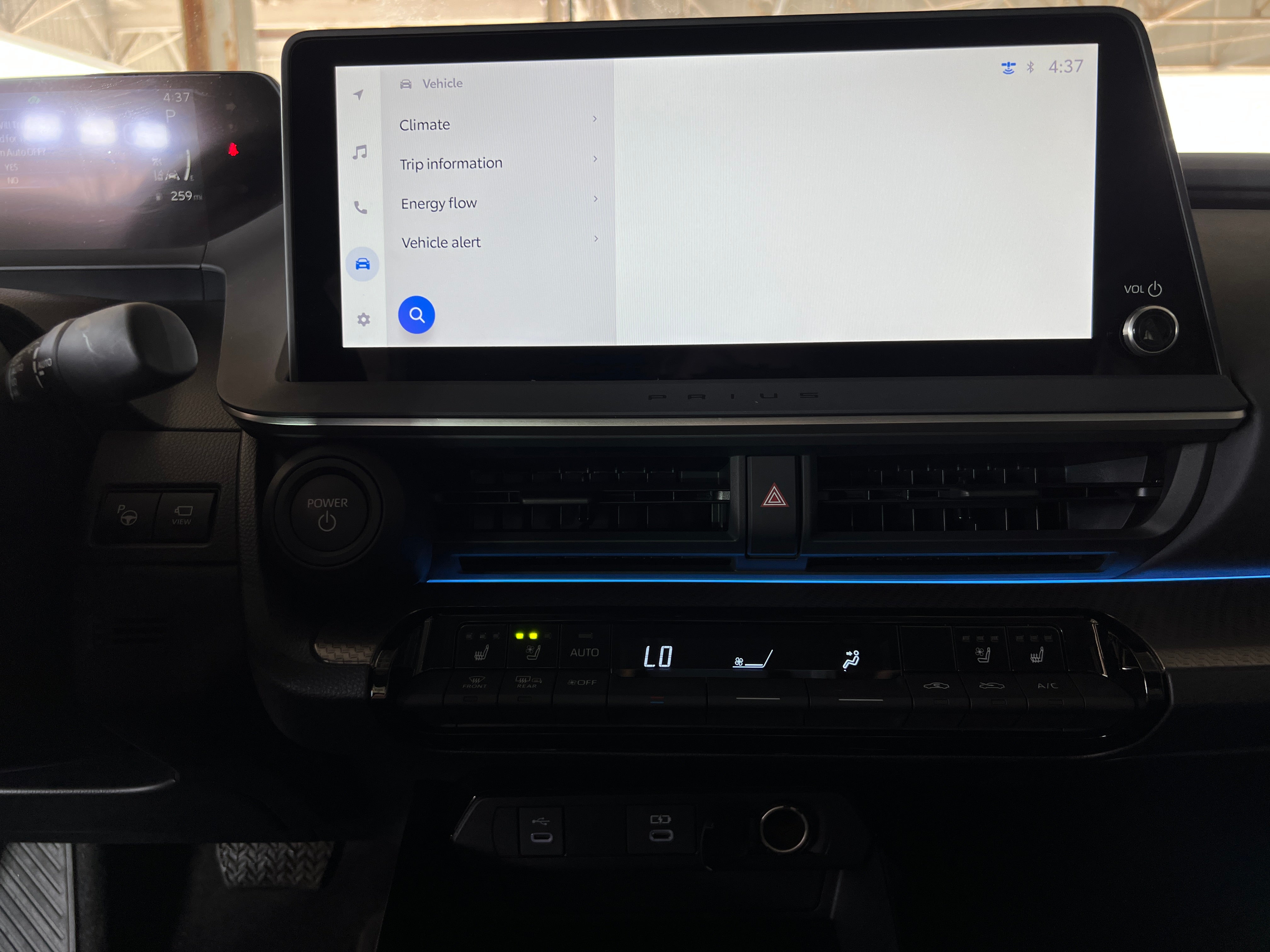 2024 Toyota Prius Limited 3