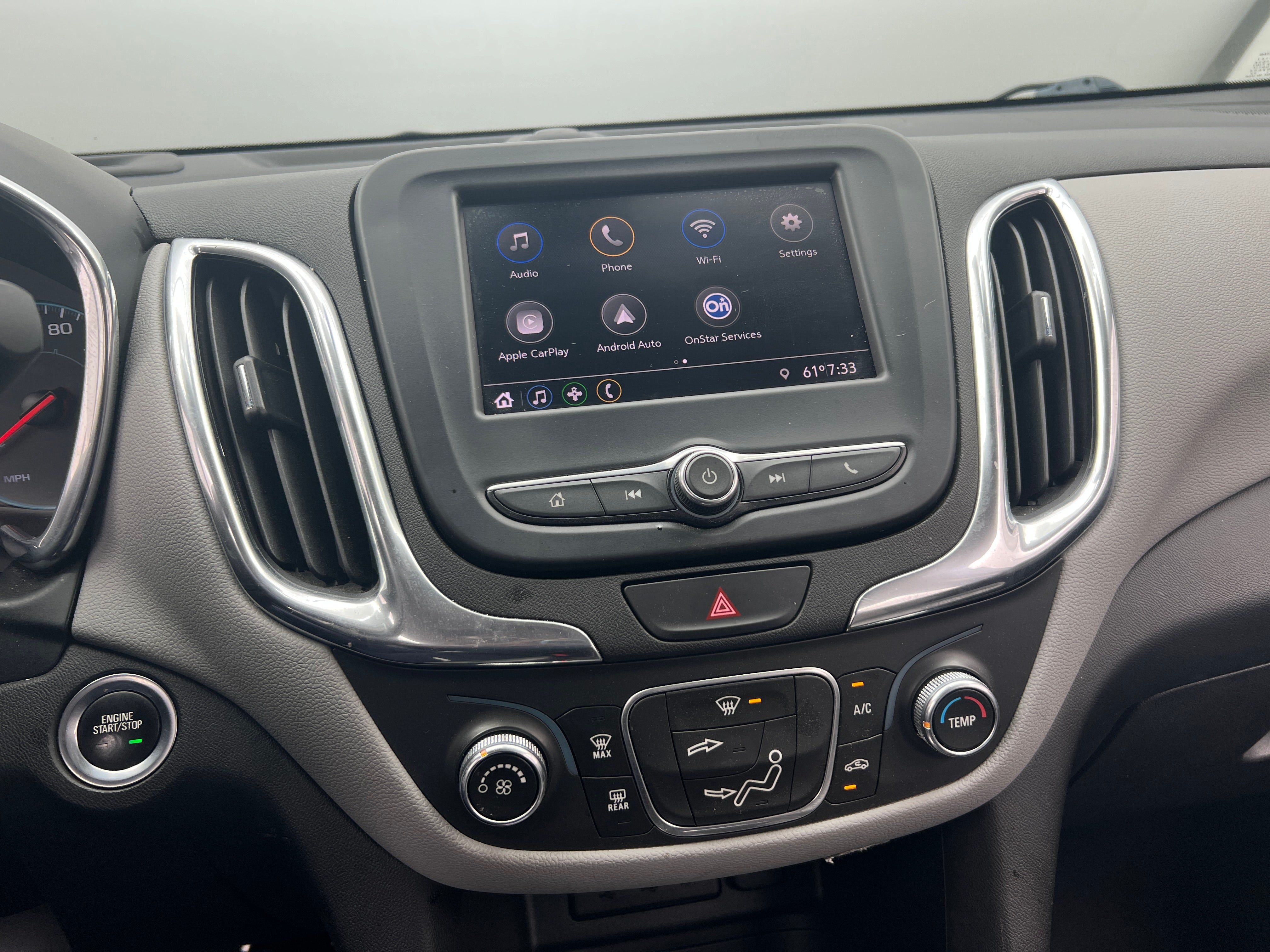 2020 Chevrolet Equinox LS 4