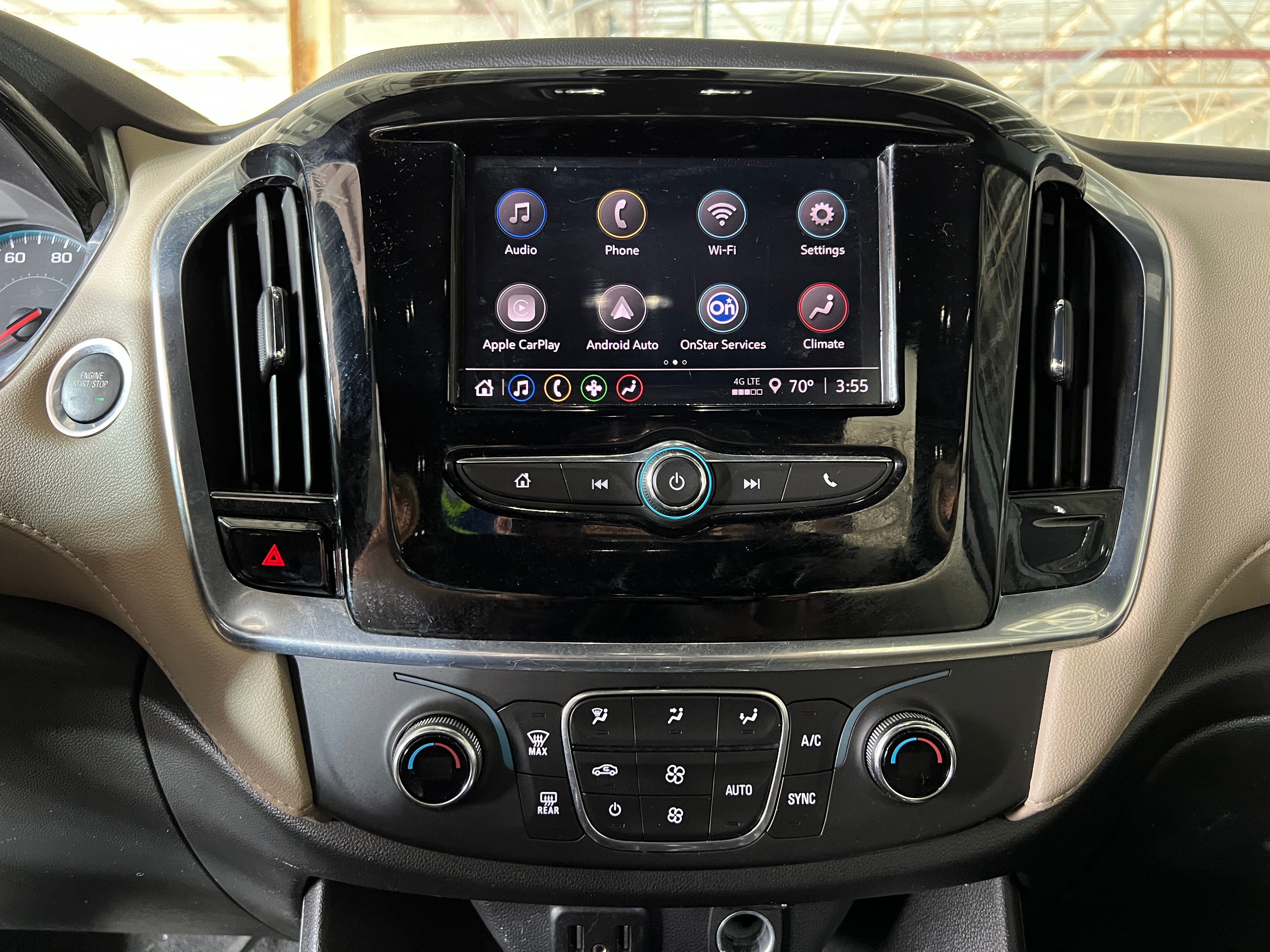 2022 Chevrolet Traverse LS 4