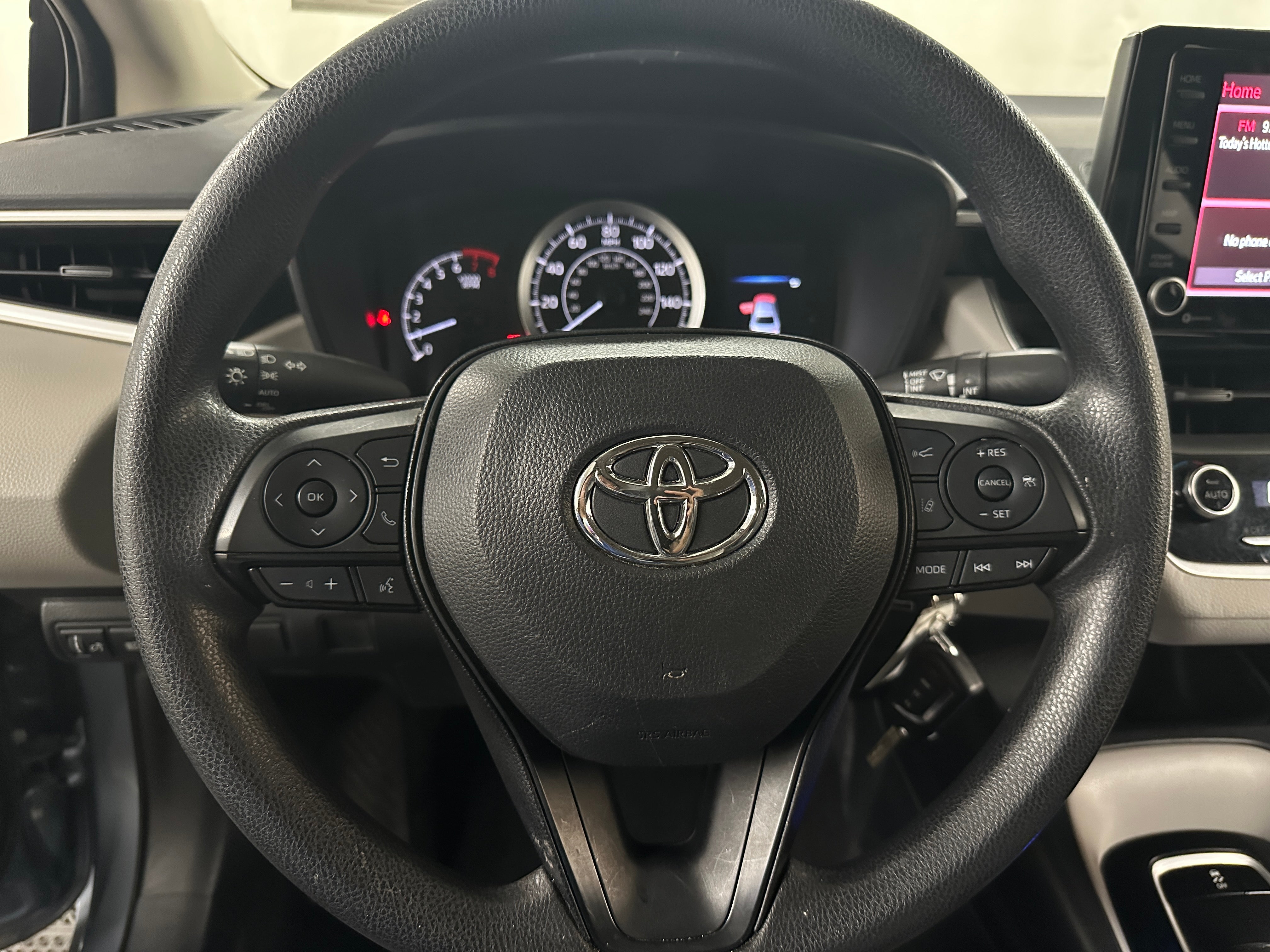 2022 Toyota Corolla LE 5