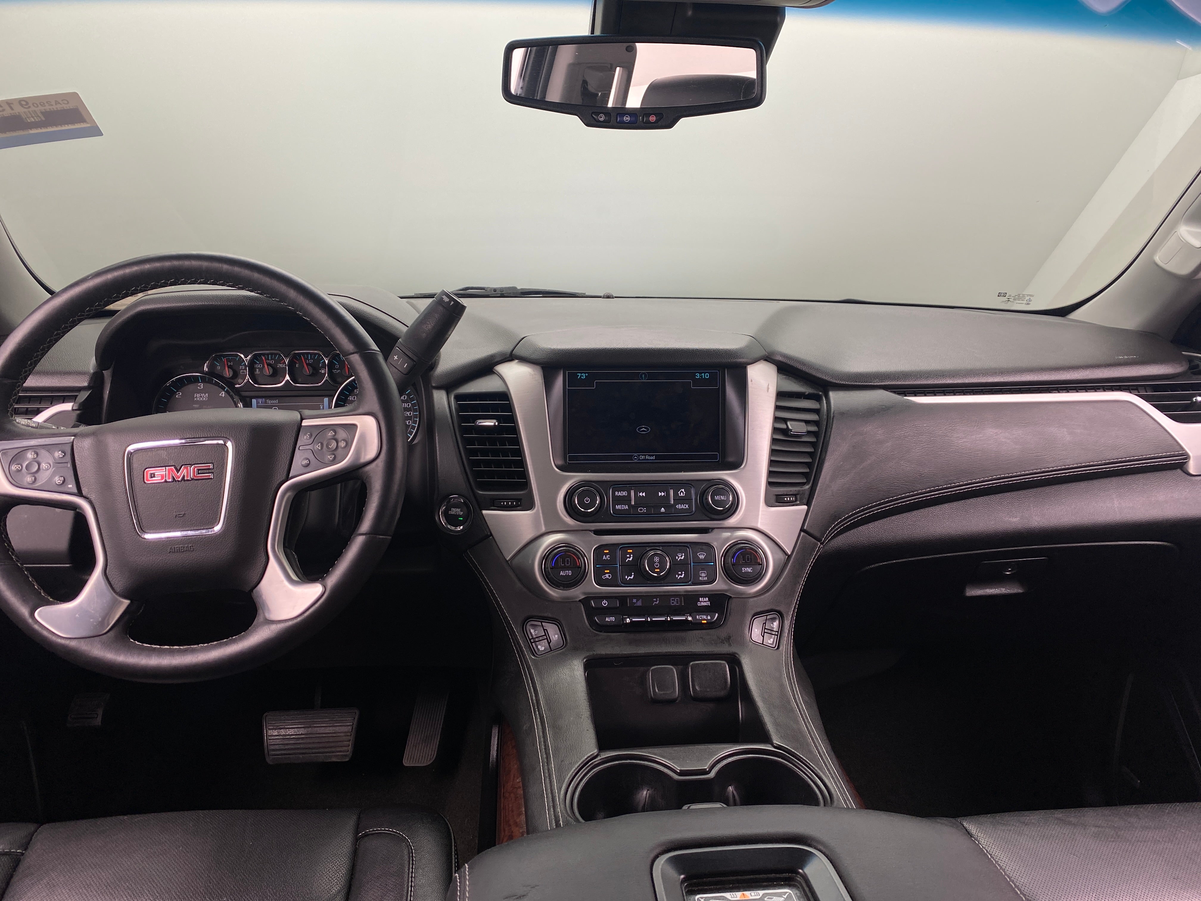 2017 GMC Yukon SLT 2