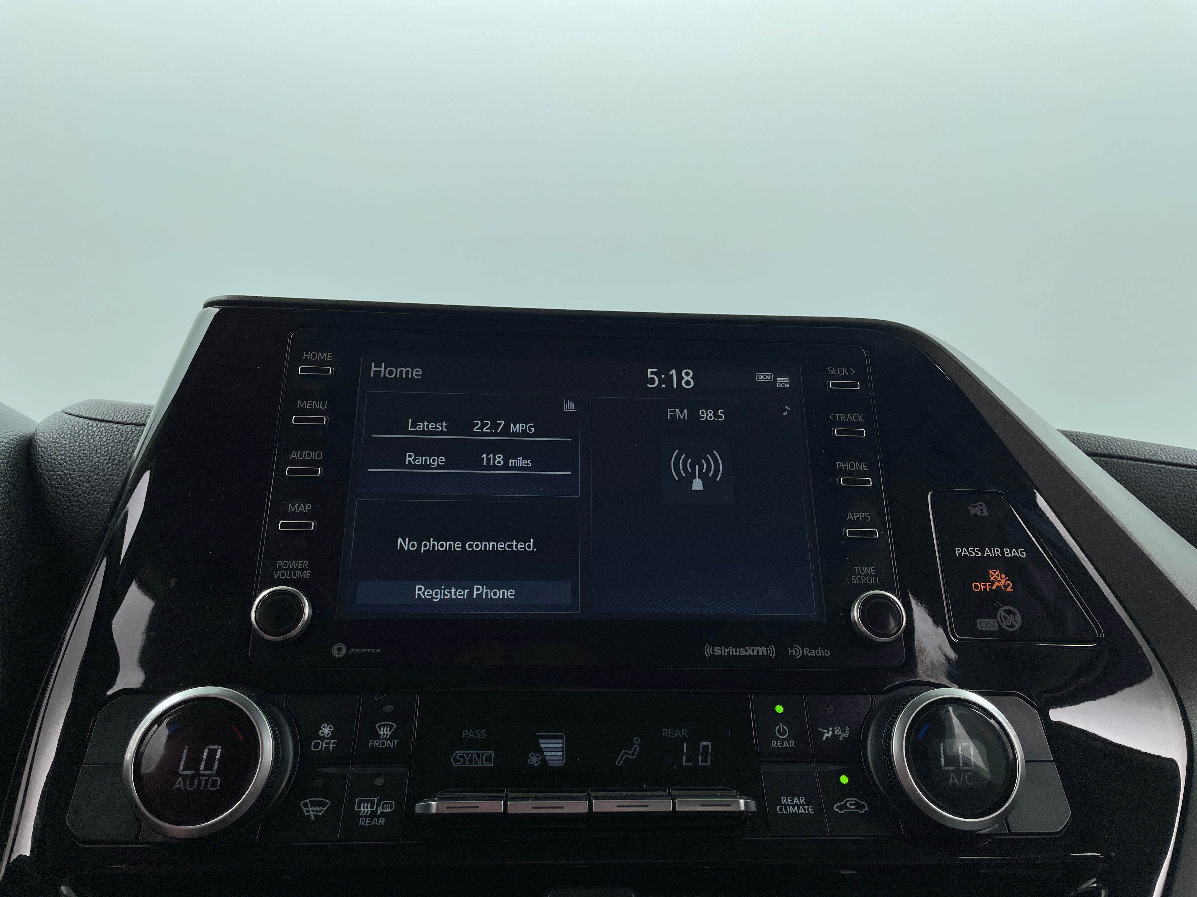 2022 Toyota Highlander LE 4