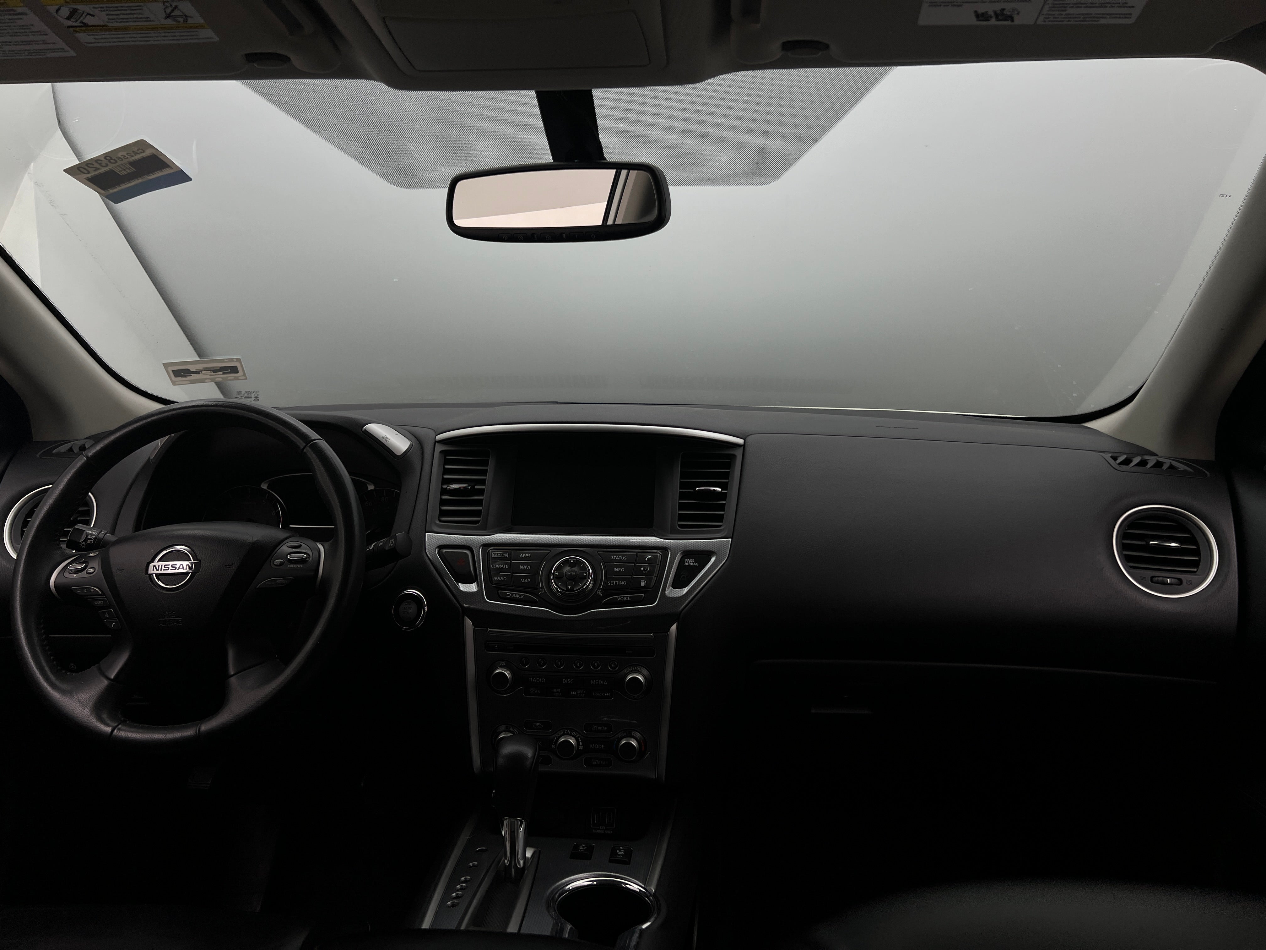 2018 Nissan Pathfinder SL 2