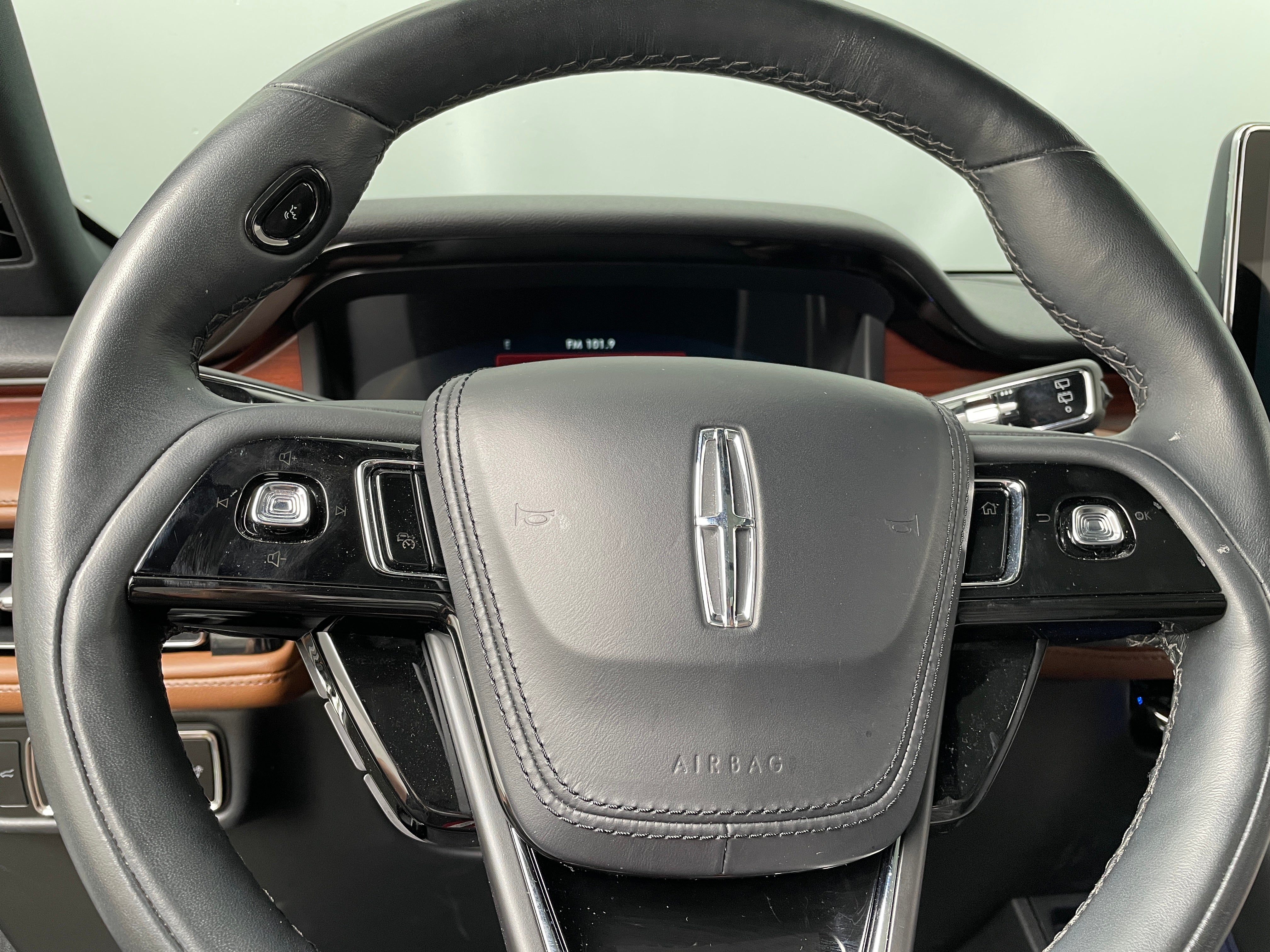 2023 Lincoln Aviator Reserve 4