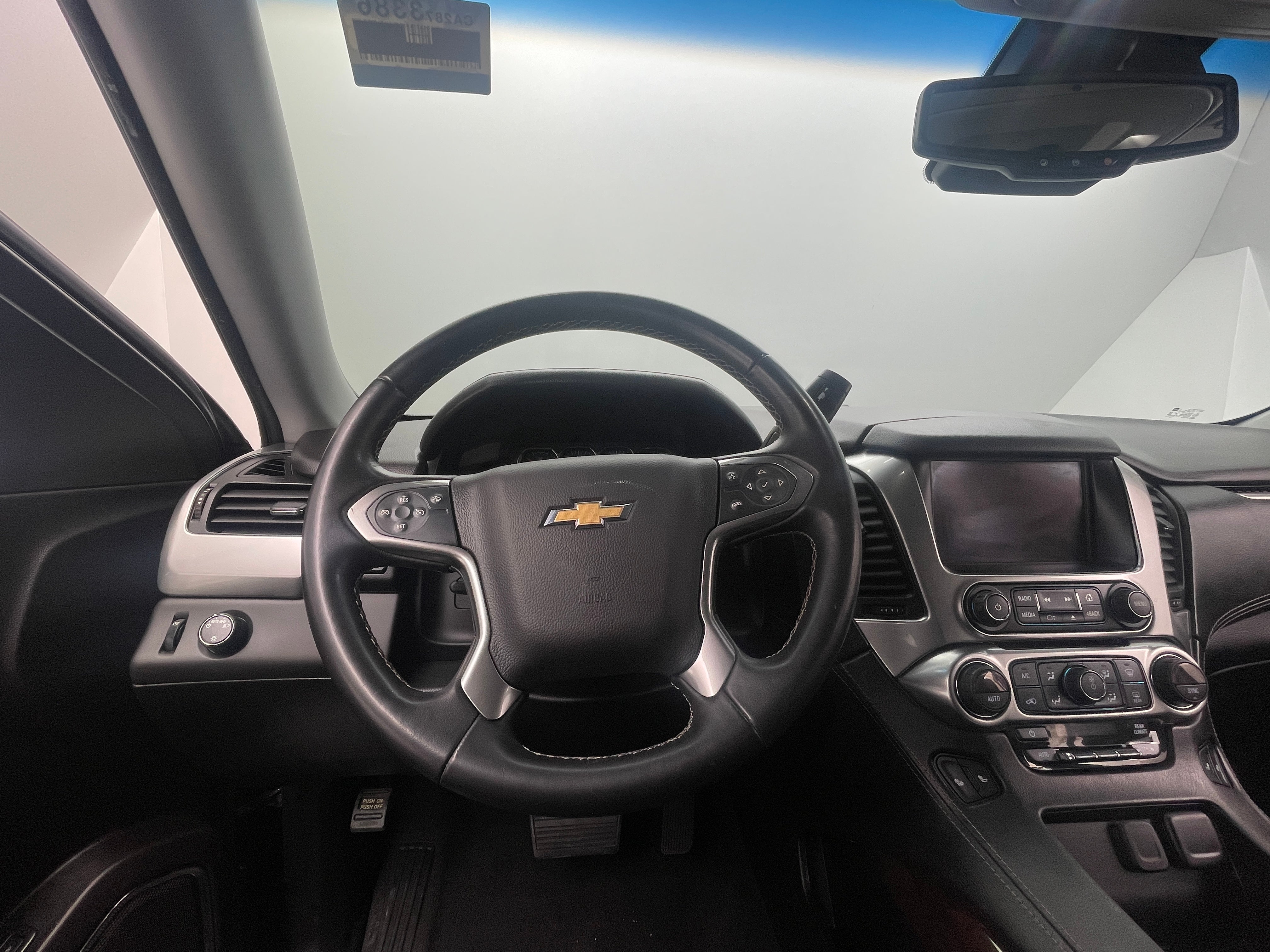 2019 Chevrolet Suburban LT 4