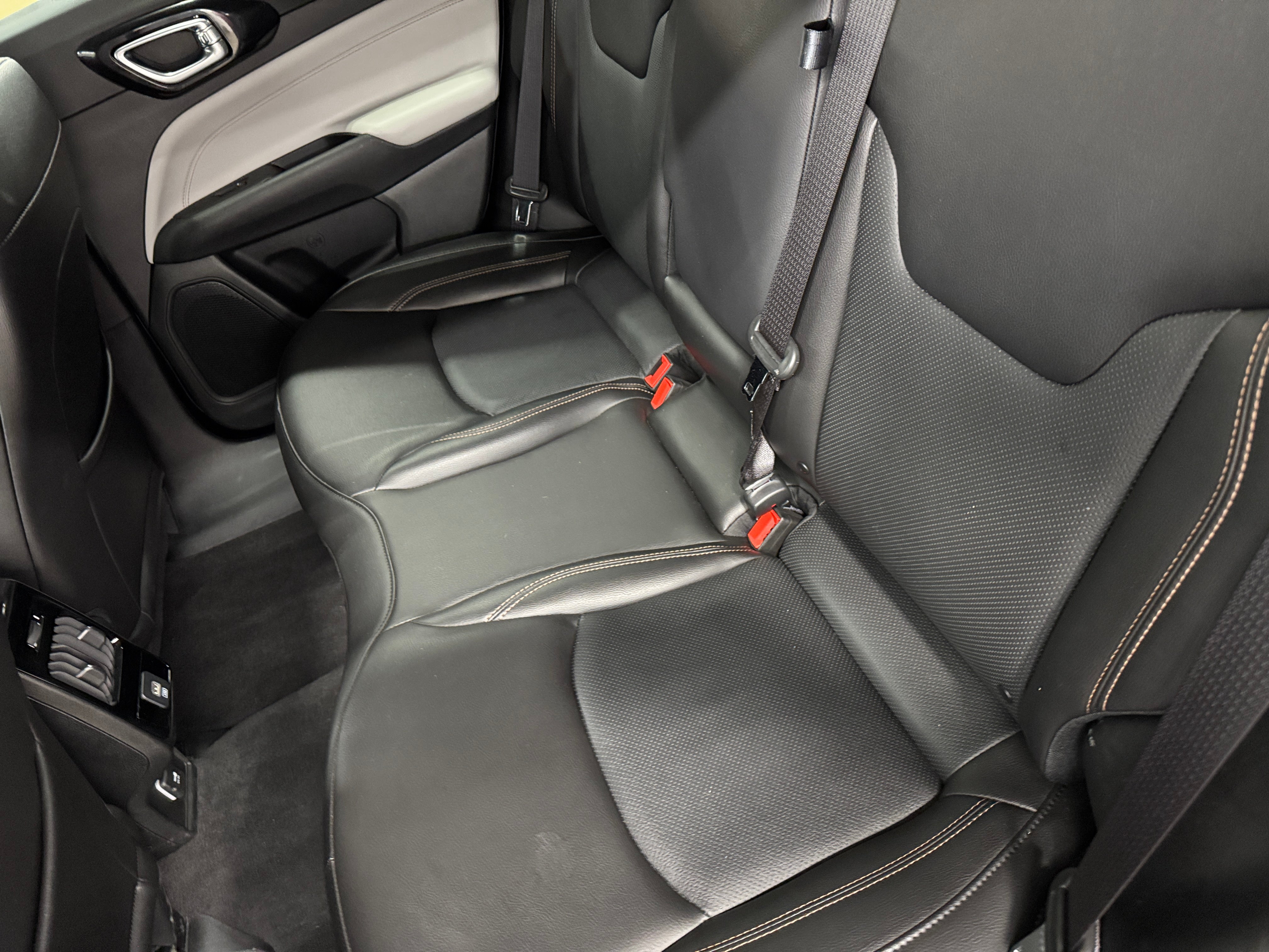 2022 Jeep Compass Limited 5