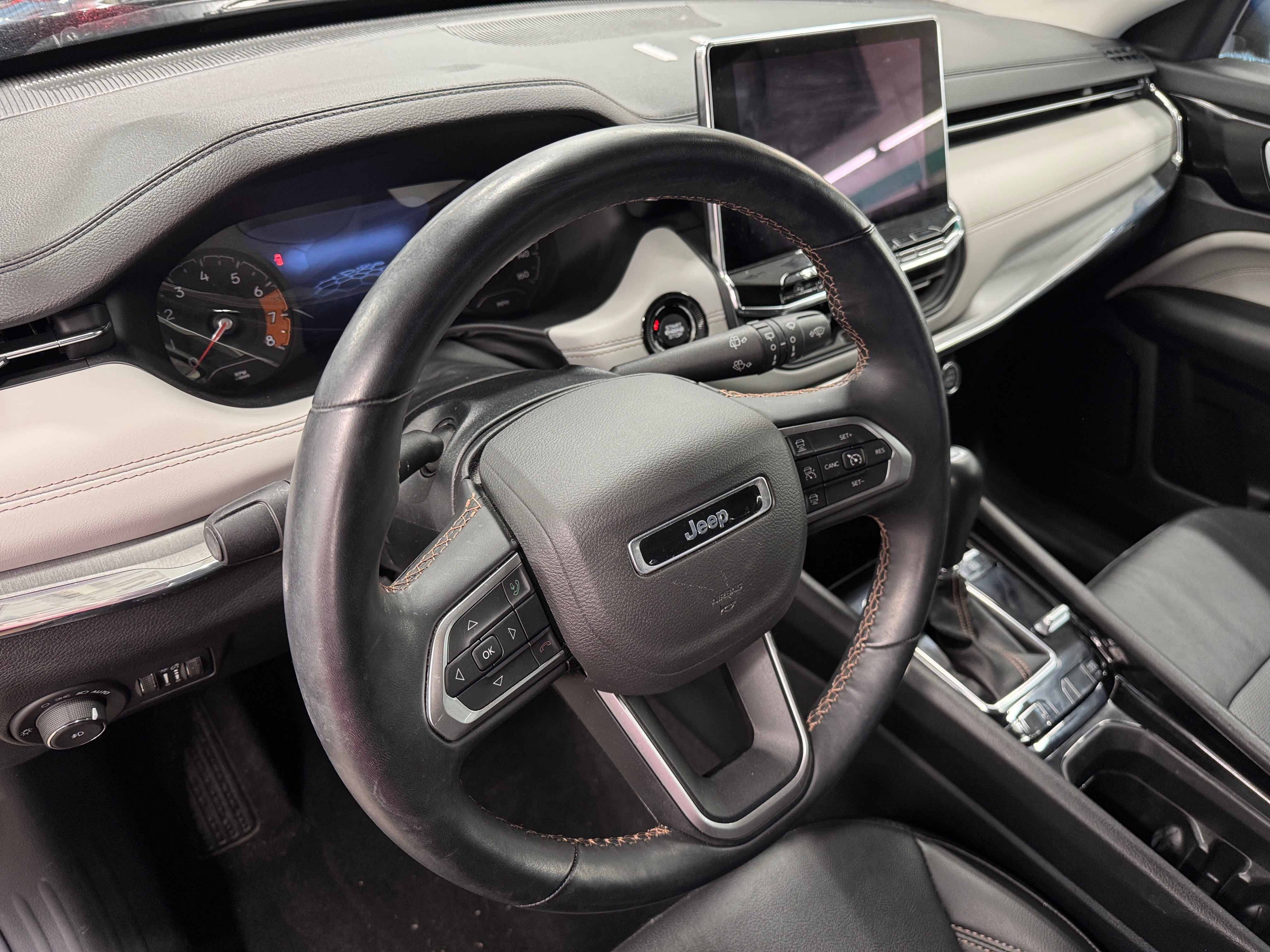 2022 Jeep Compass Limited 2