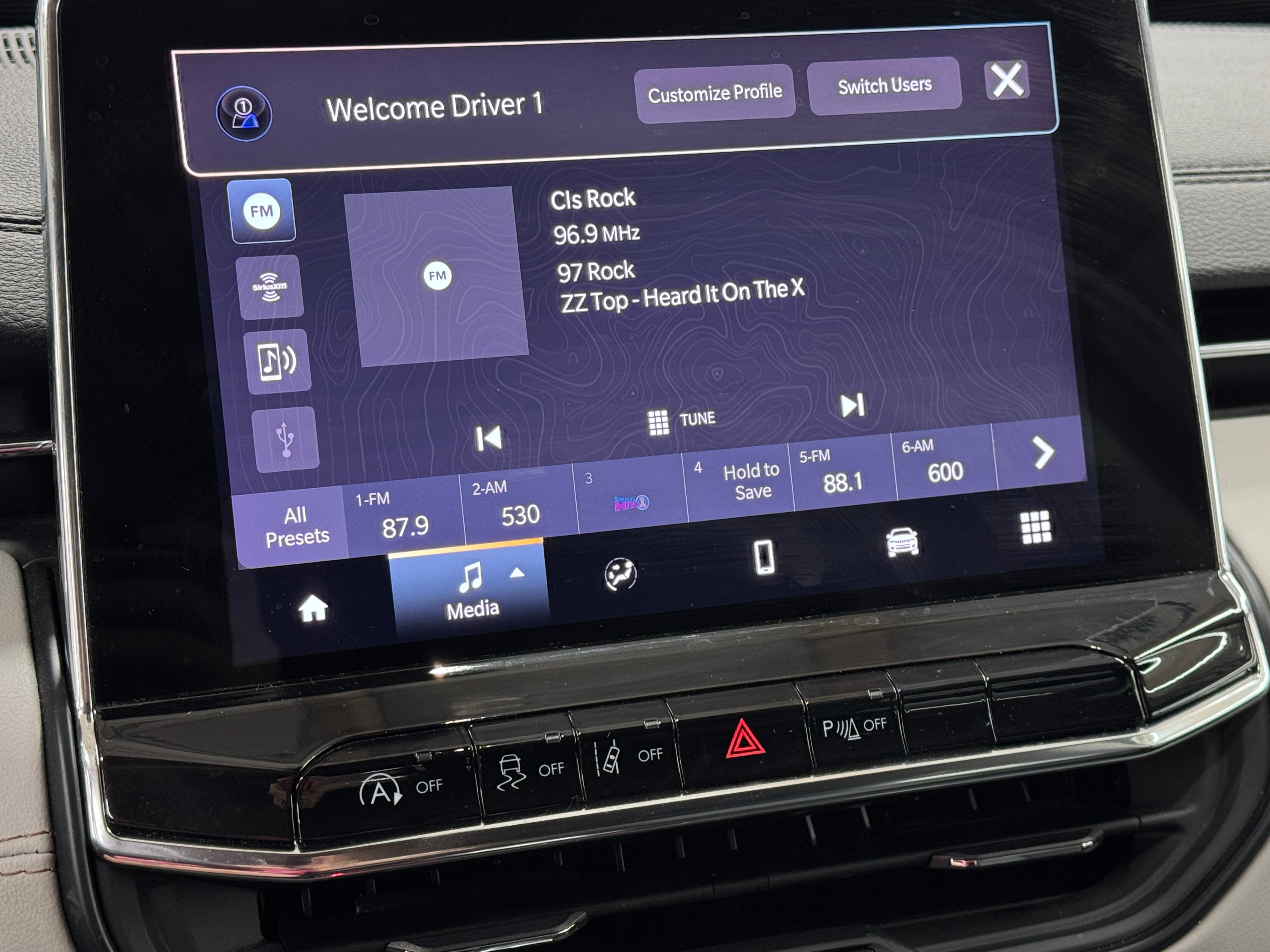 2022 Jeep Compass Limited 3
