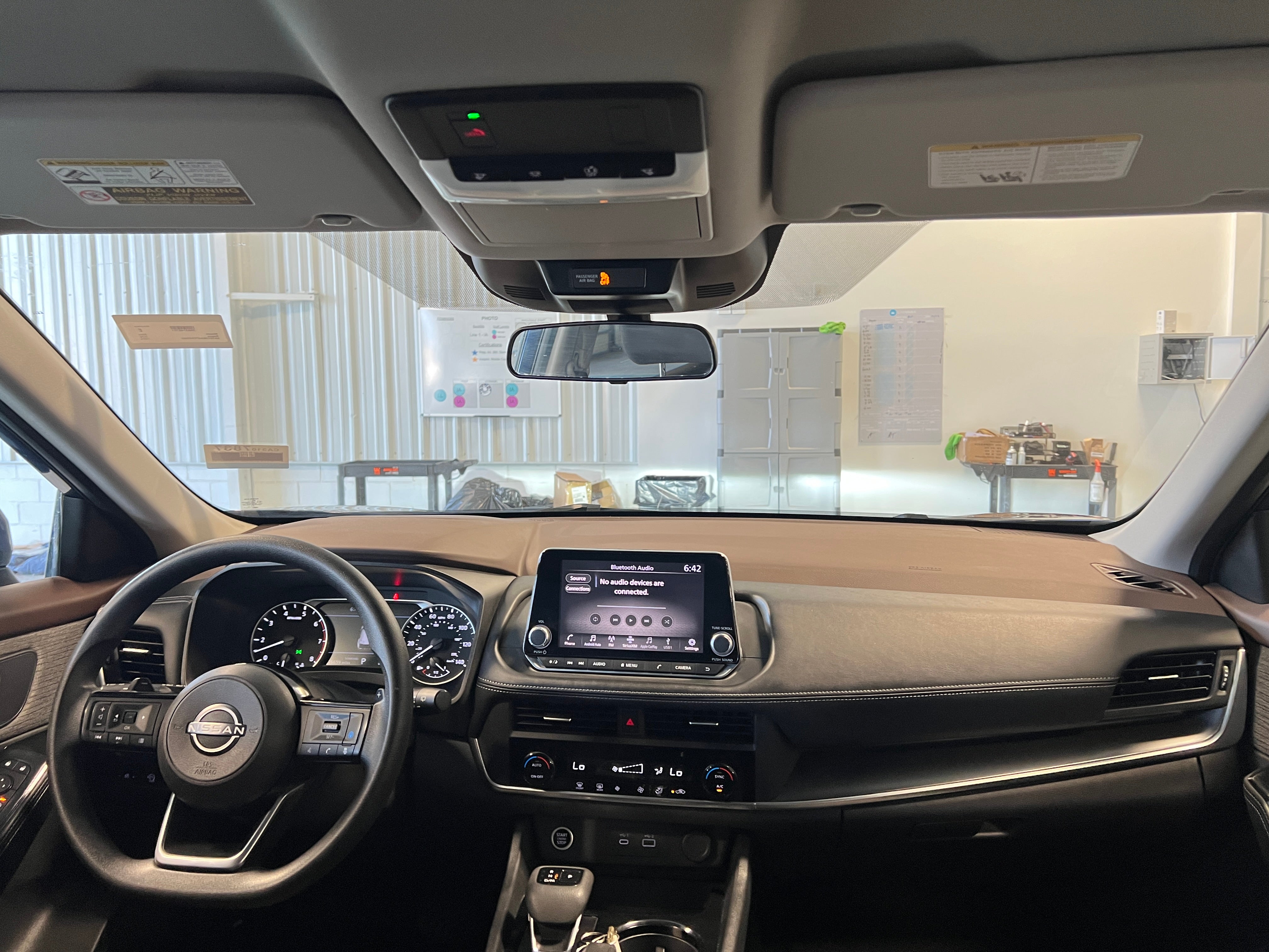 2023 Nissan Rogue SV 3
