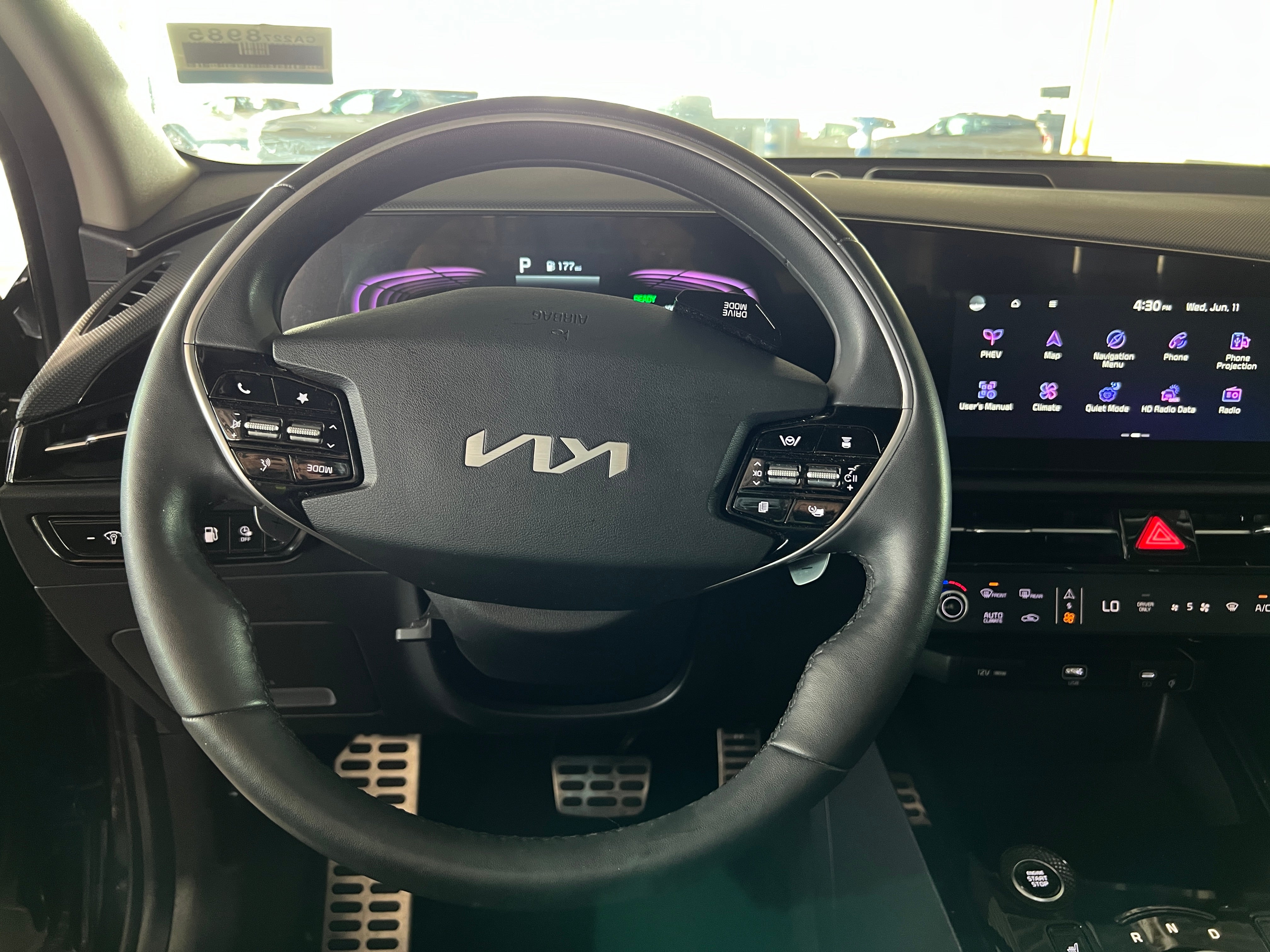 2024 Kia Niro SX Touring 4