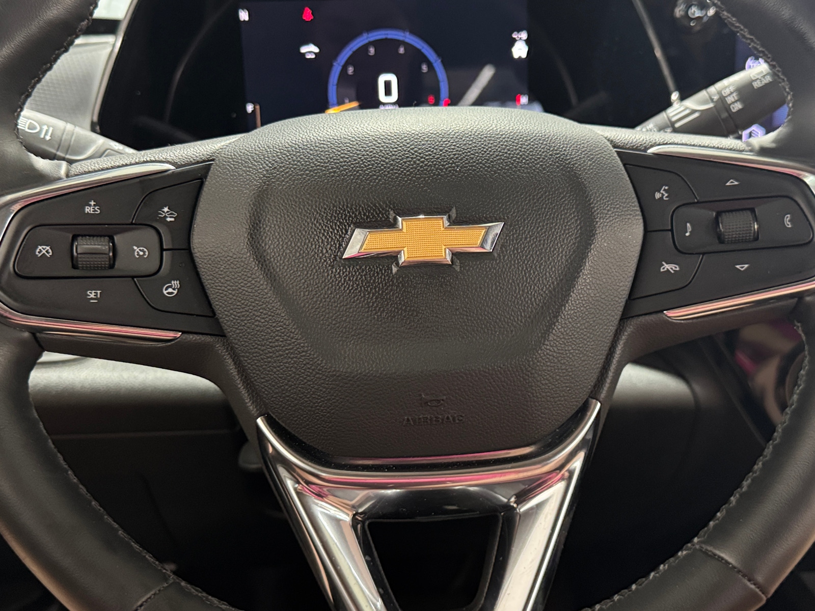 Thumbnail: 2024 Chevrolet Trax - 5