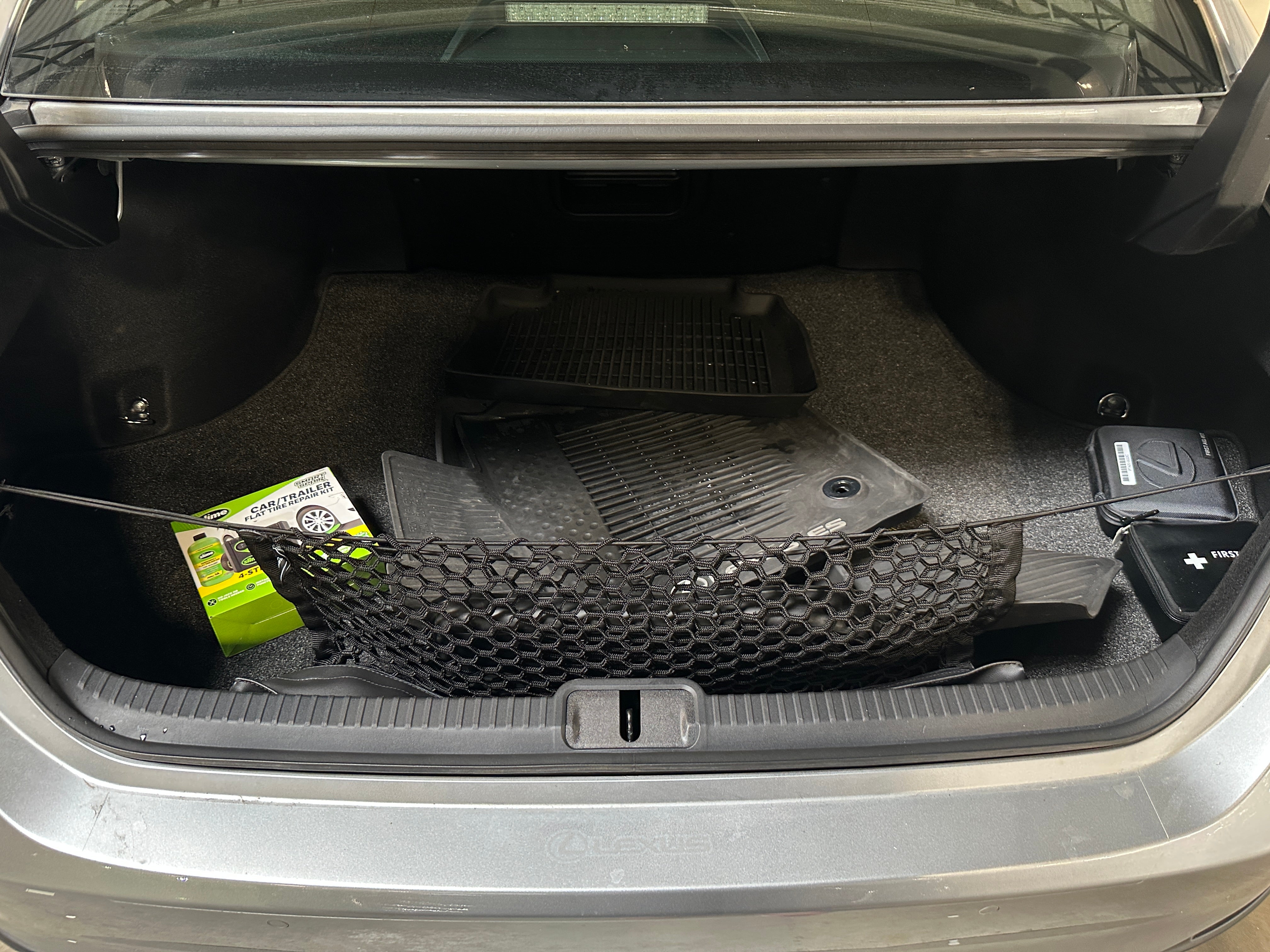 2023 Lexus ES Hybrid 300h 6