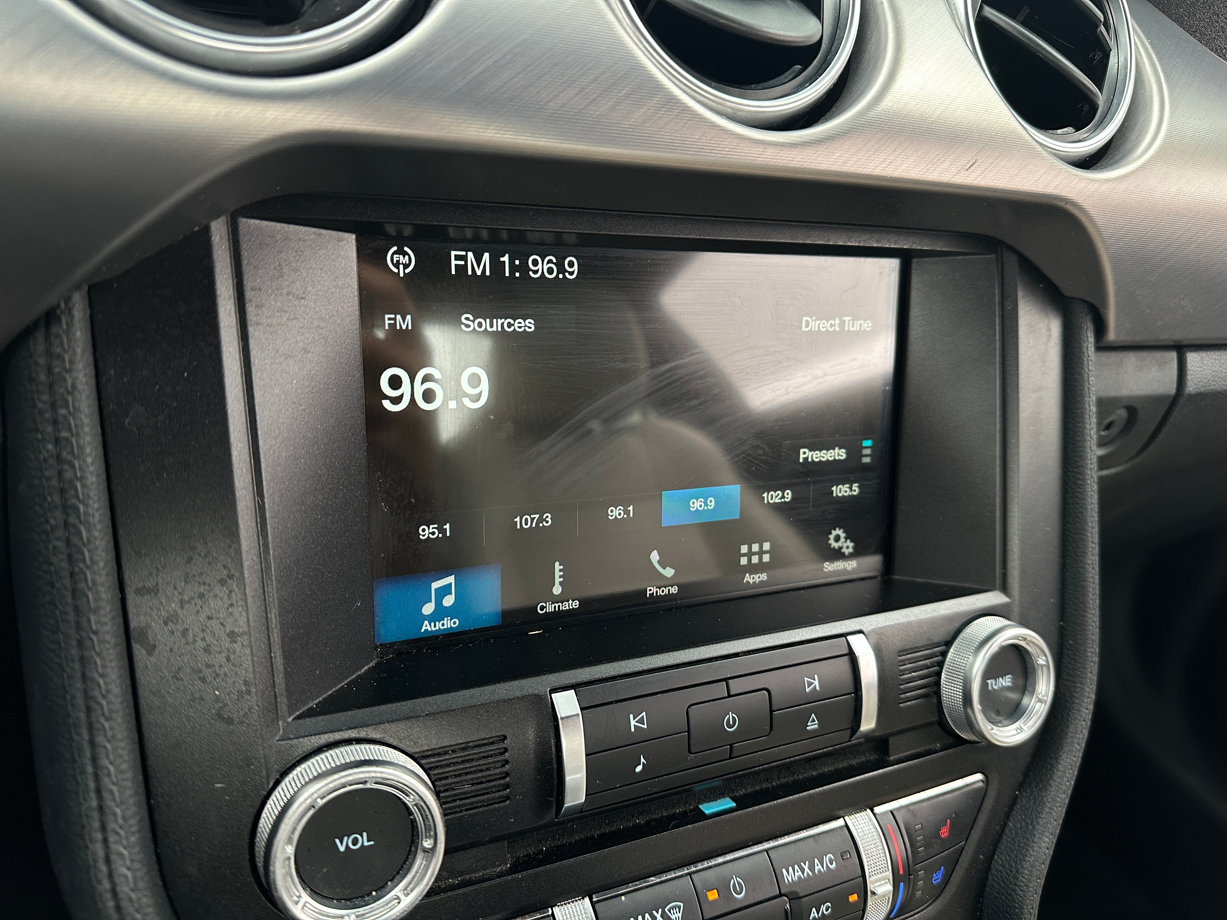 2018 Ford Mustang  2
