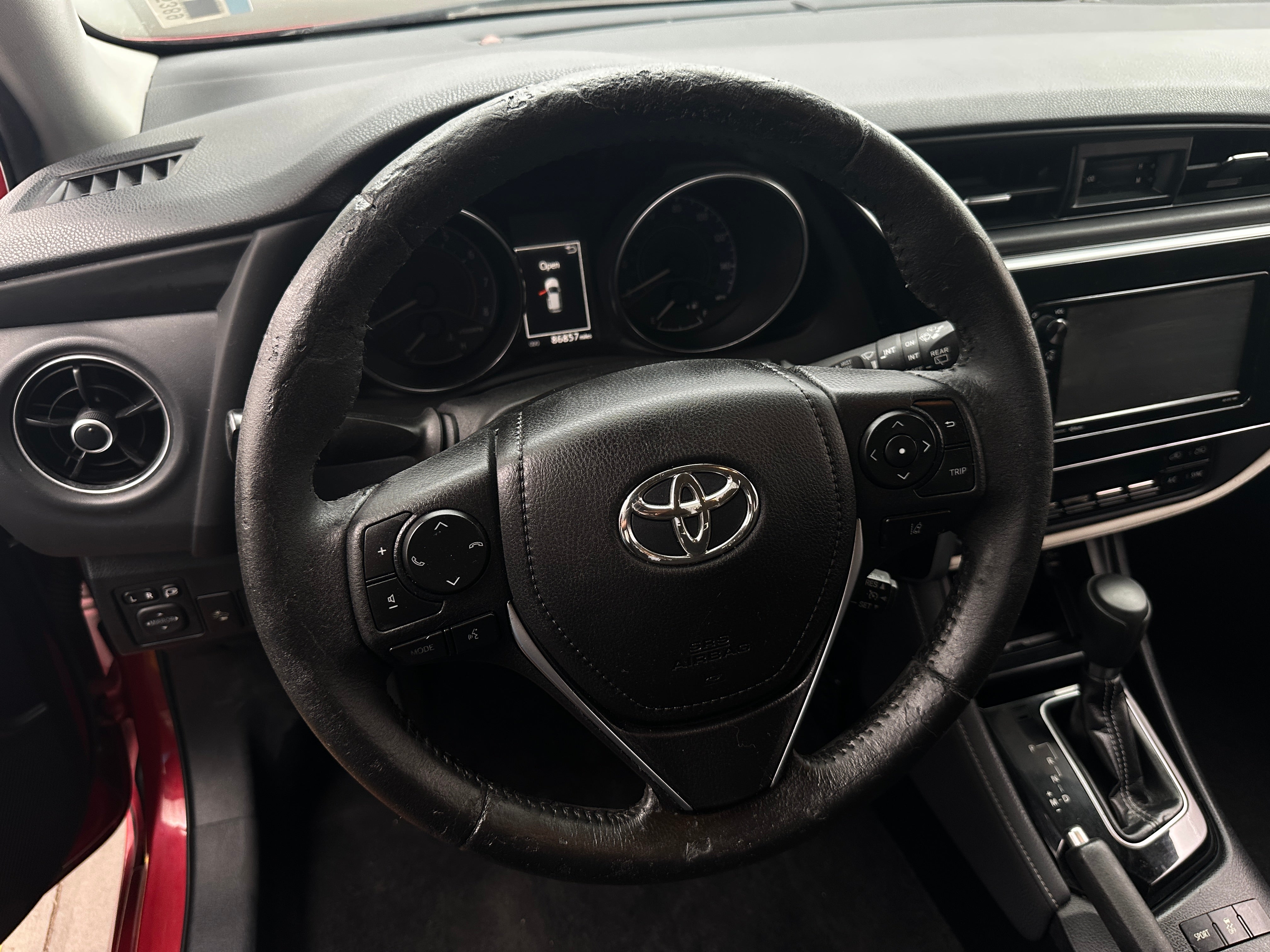 2017 Toyota Corolla iM Base 5