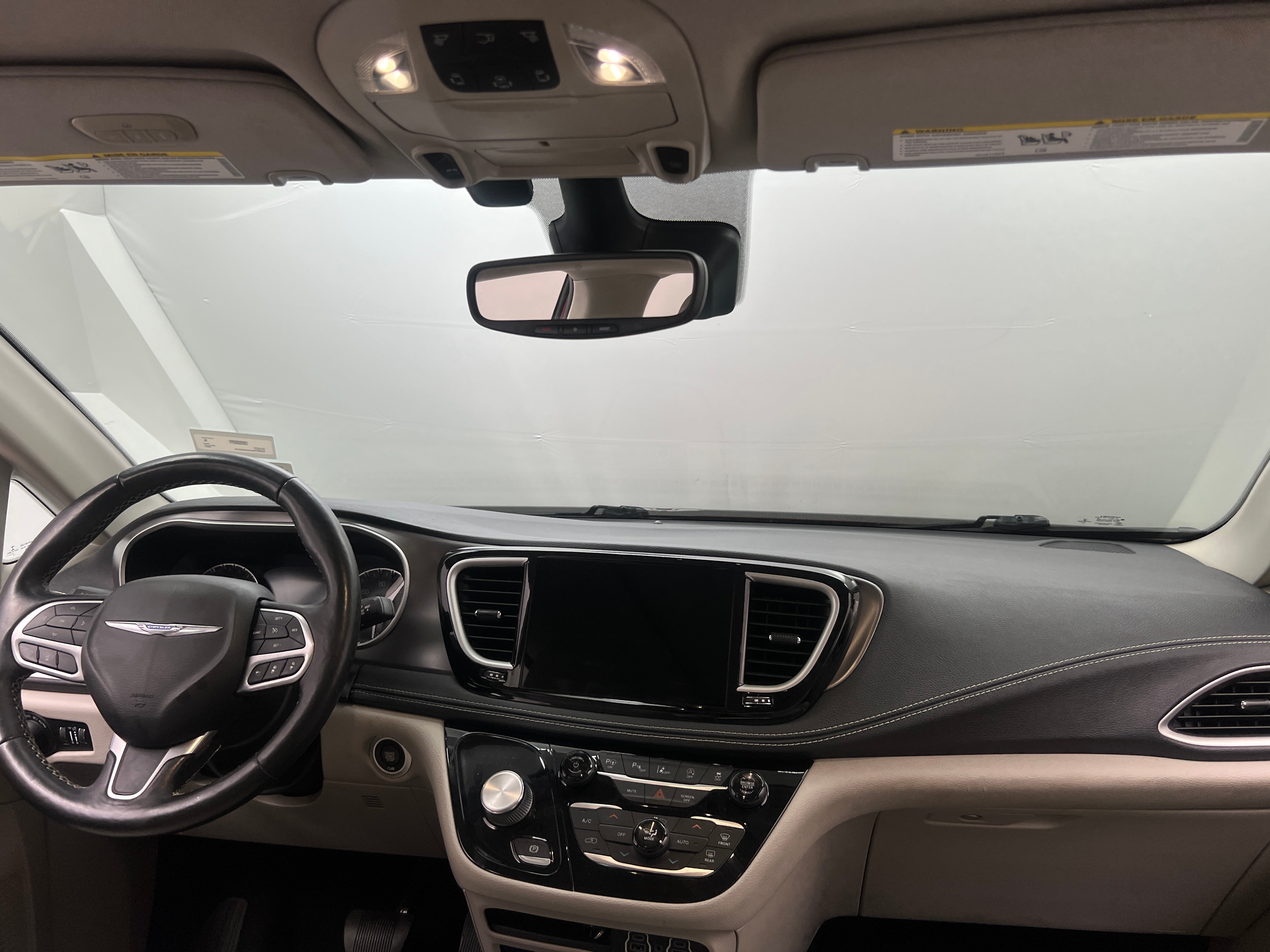 2021 Chrysler Pacifica Touring L 2