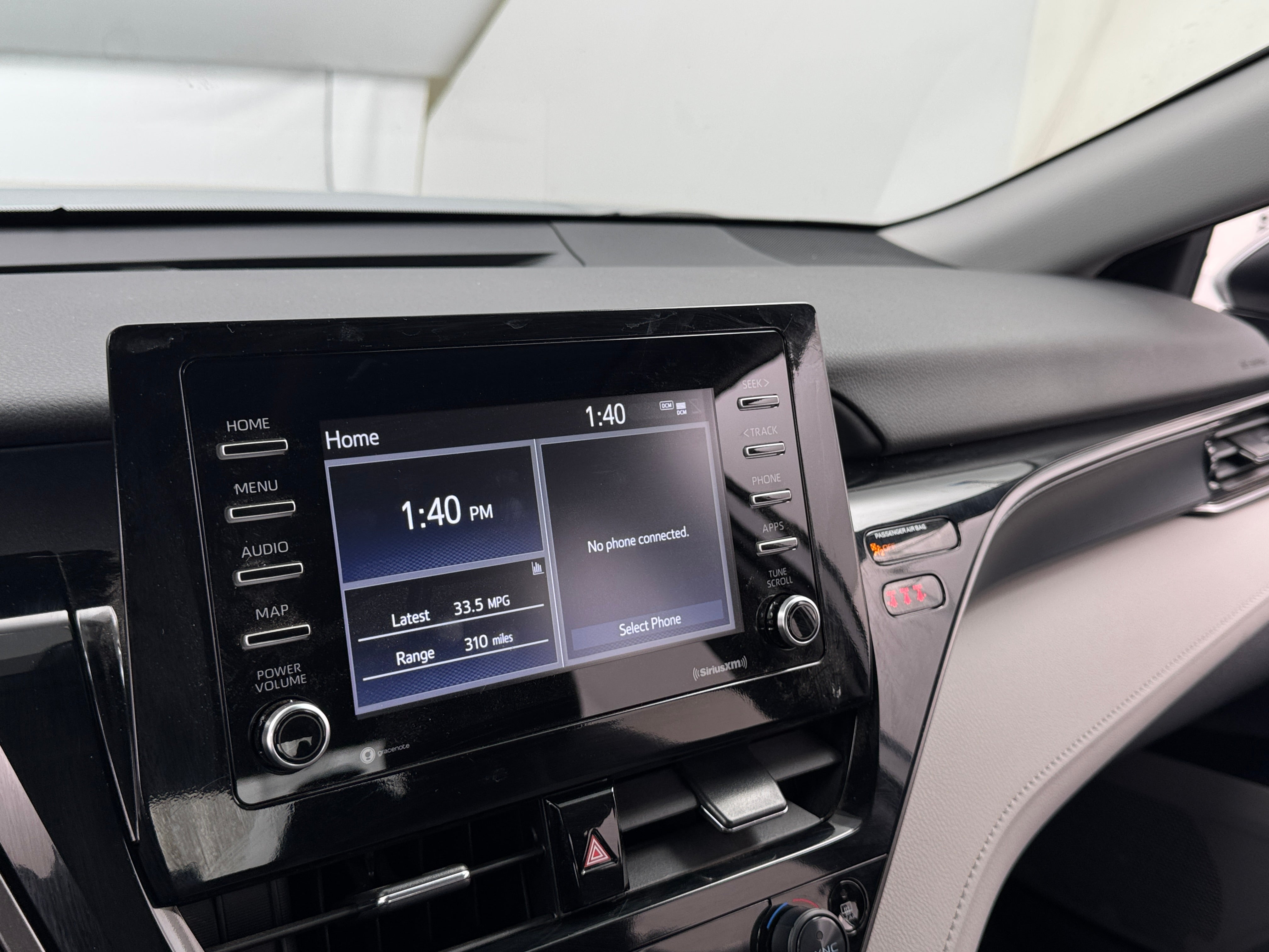 2024 Toyota Camry LE 4