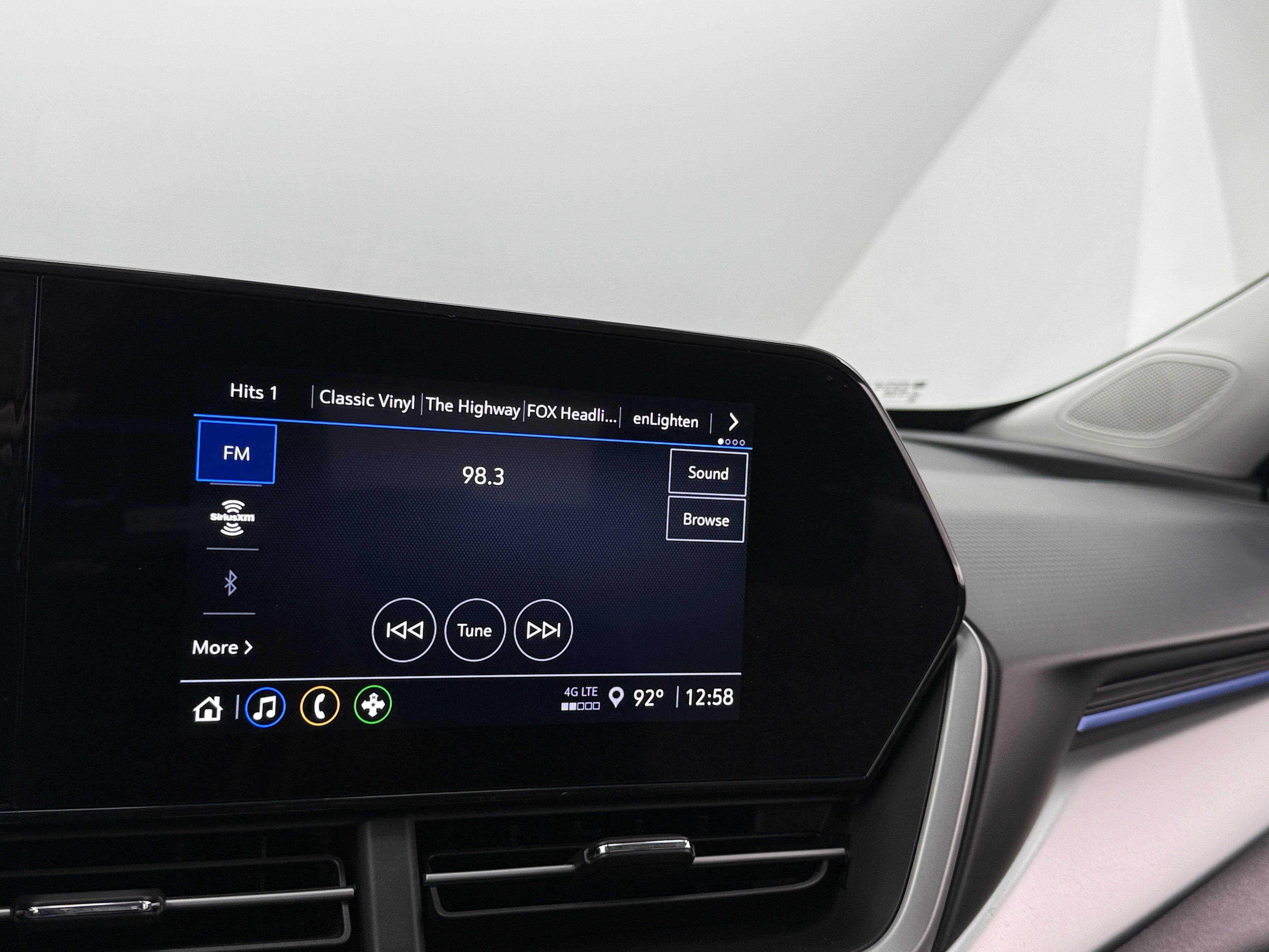 Thumbnail: 2025 Chevrolet Trax - 4