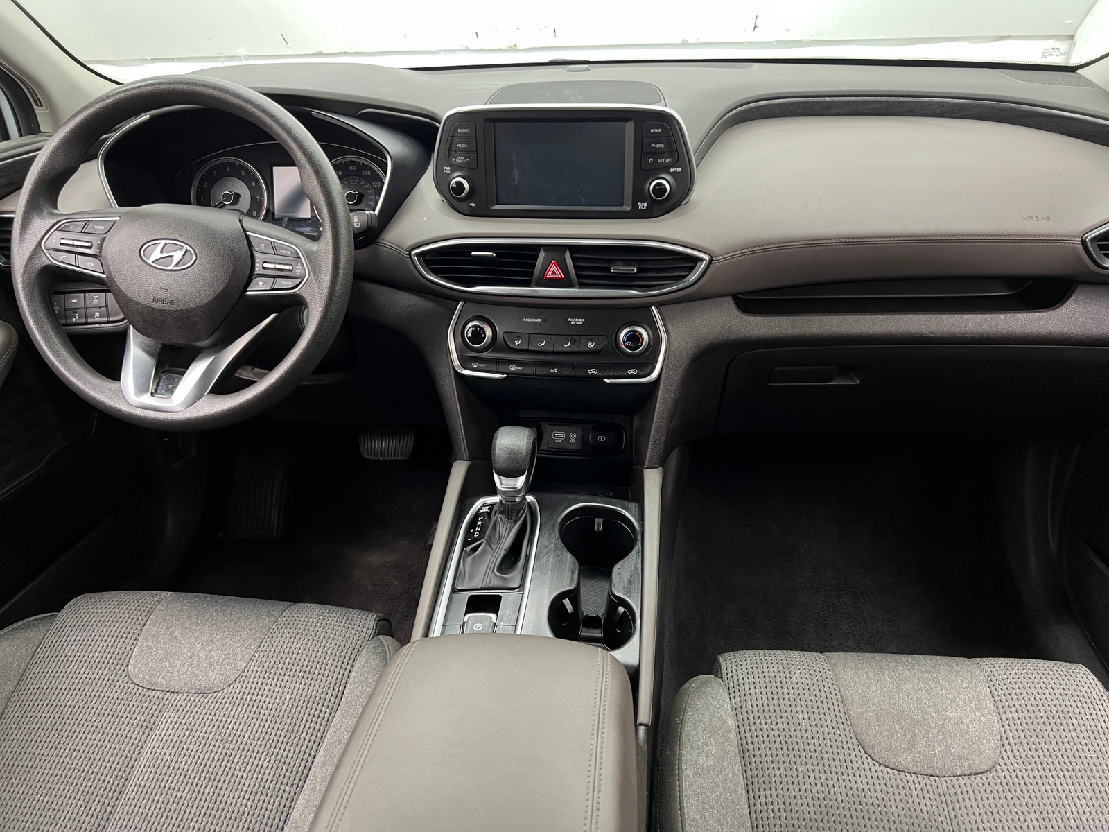 Thumbnail: 2019 Hyundai Santa Fe - 3