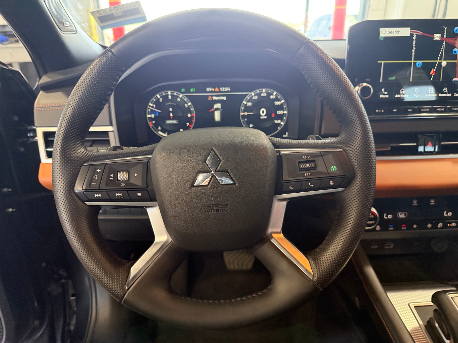 Thumbnail: 2024 Mitsubishi Outlander - 5