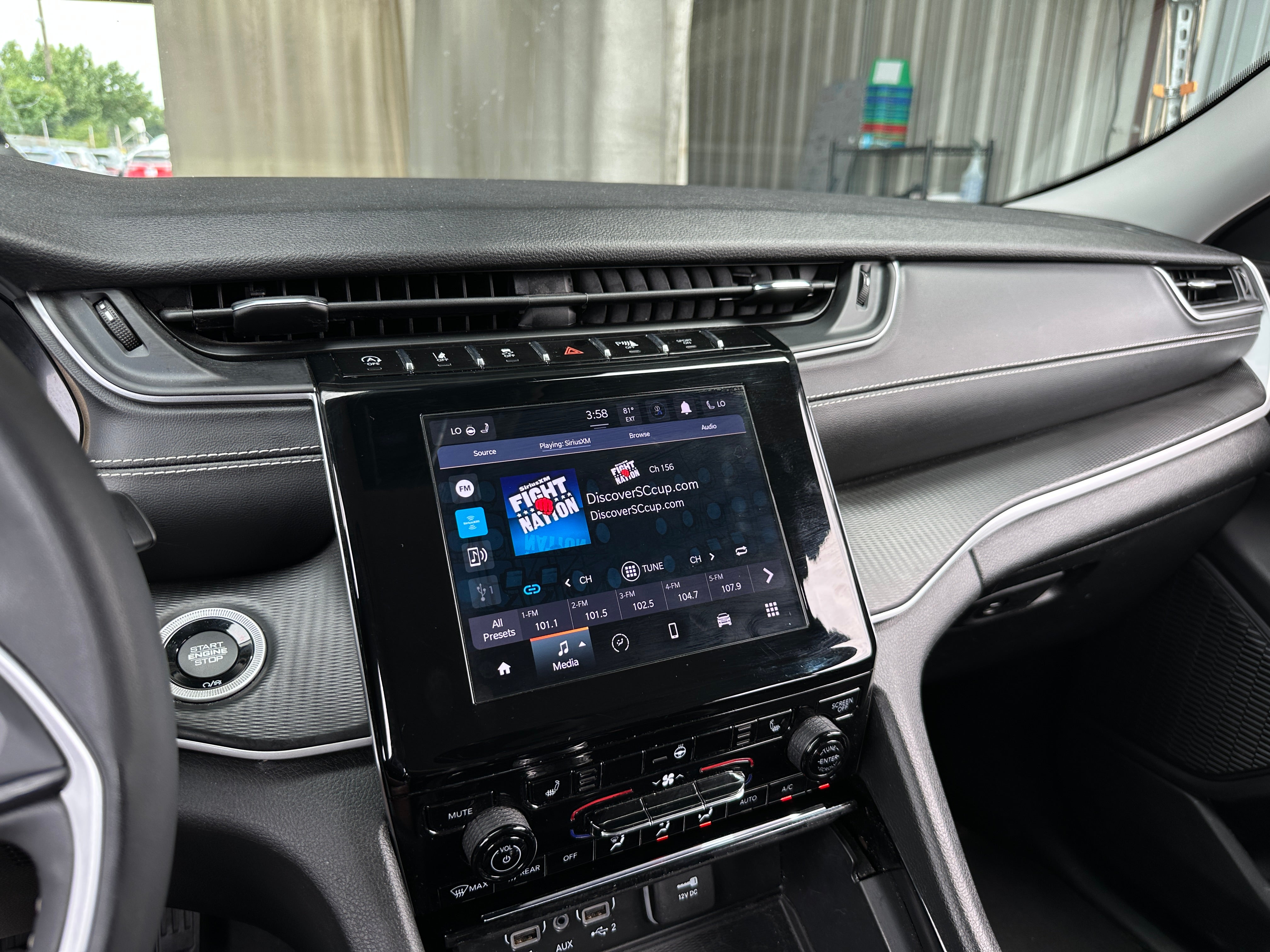 2023 Jeep Grand Cherokee L Laredo 4