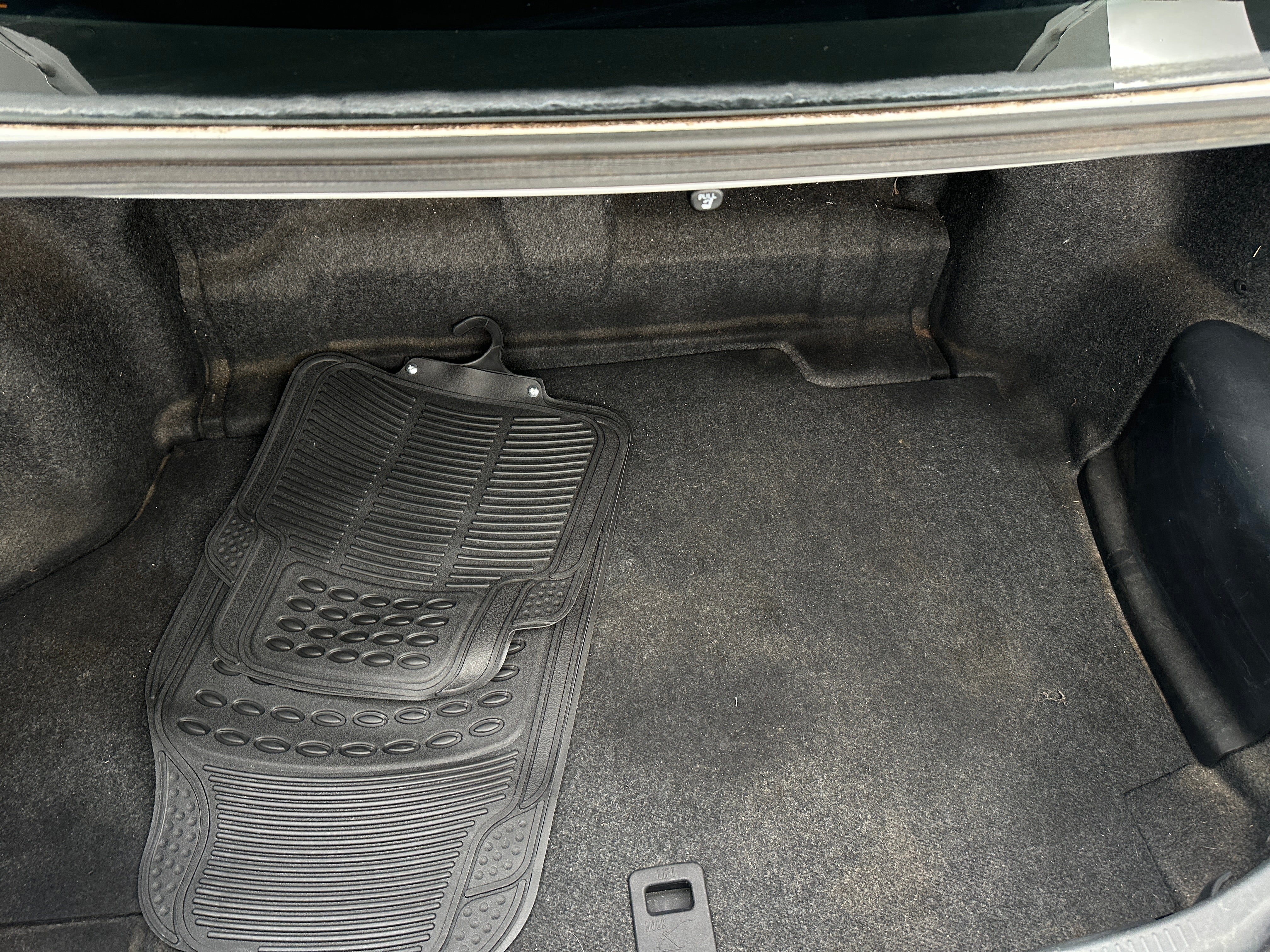 2016 Toyota Camry XLE 6