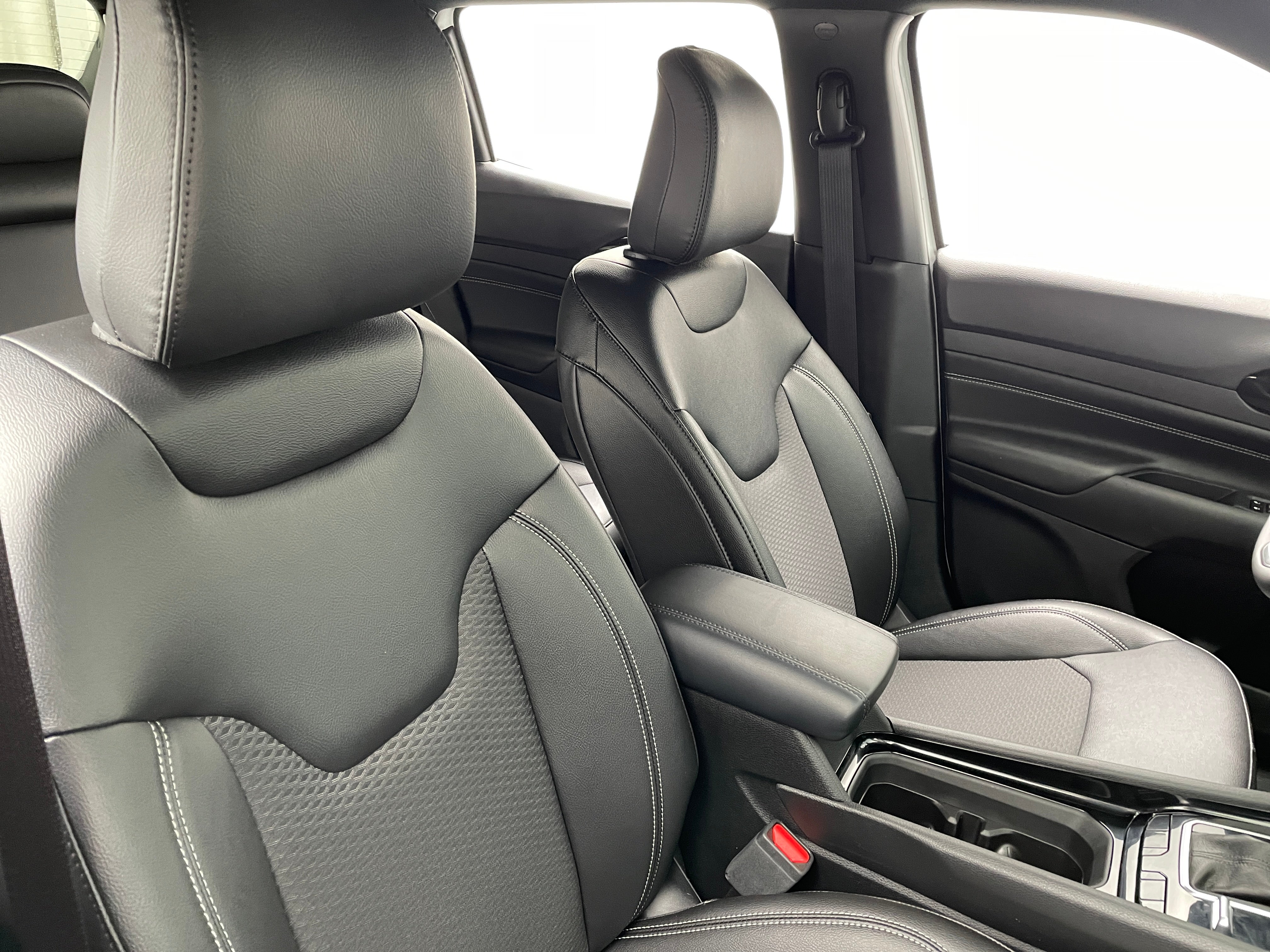 2024 Jeep Compass Latitude 2