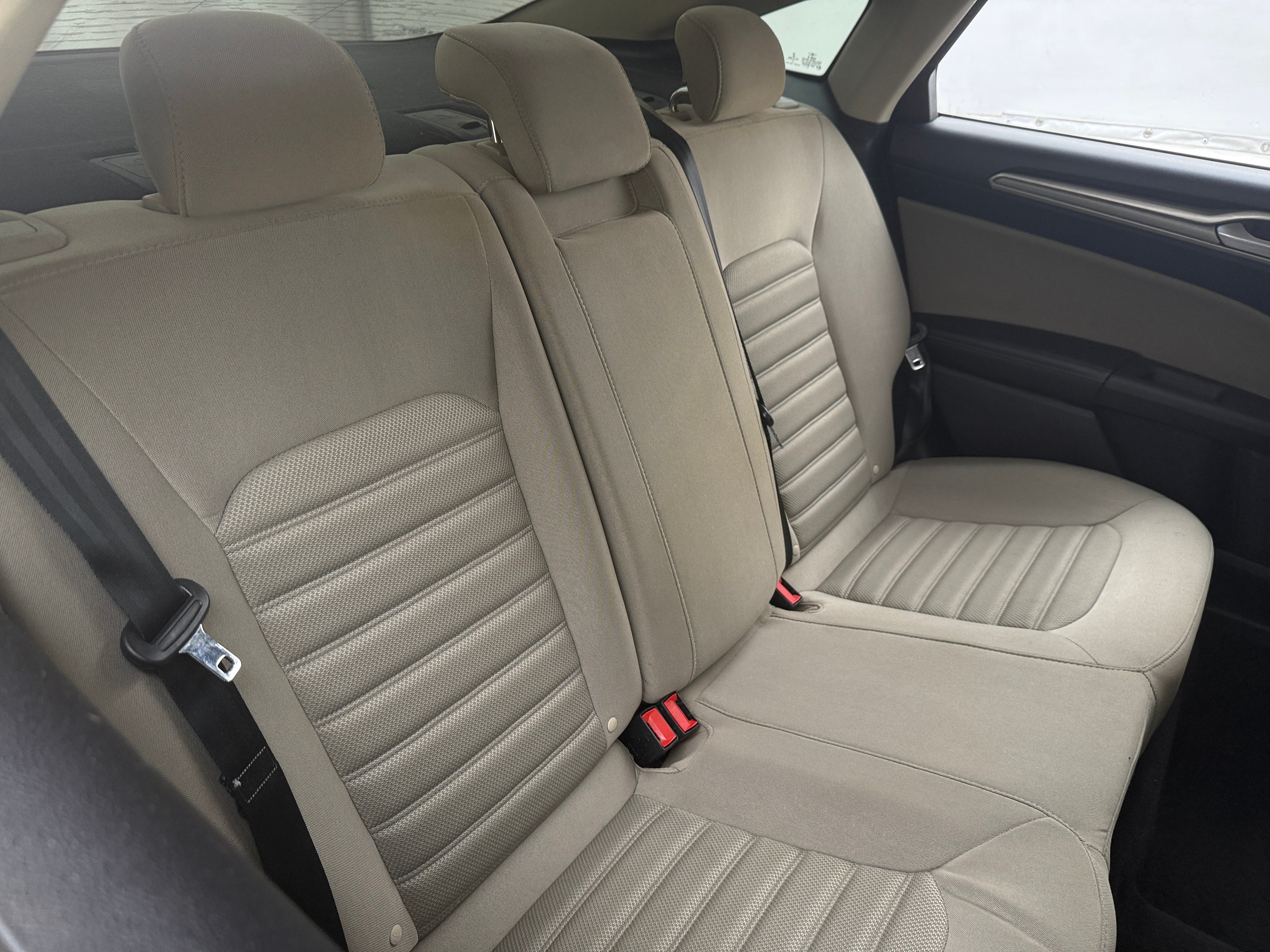 2019 Ford Fusion S 6