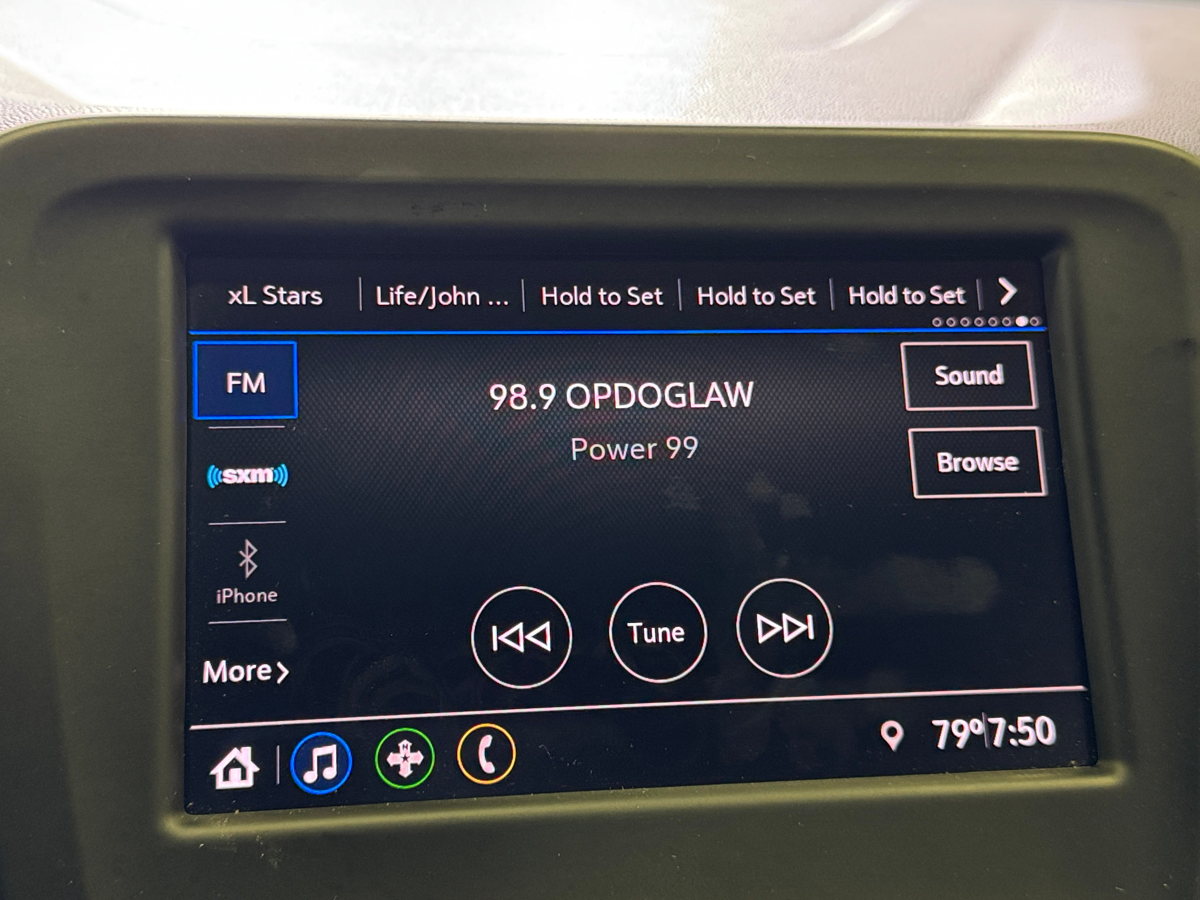 Thumbnail: 2021 Chevrolet Equinox - 4