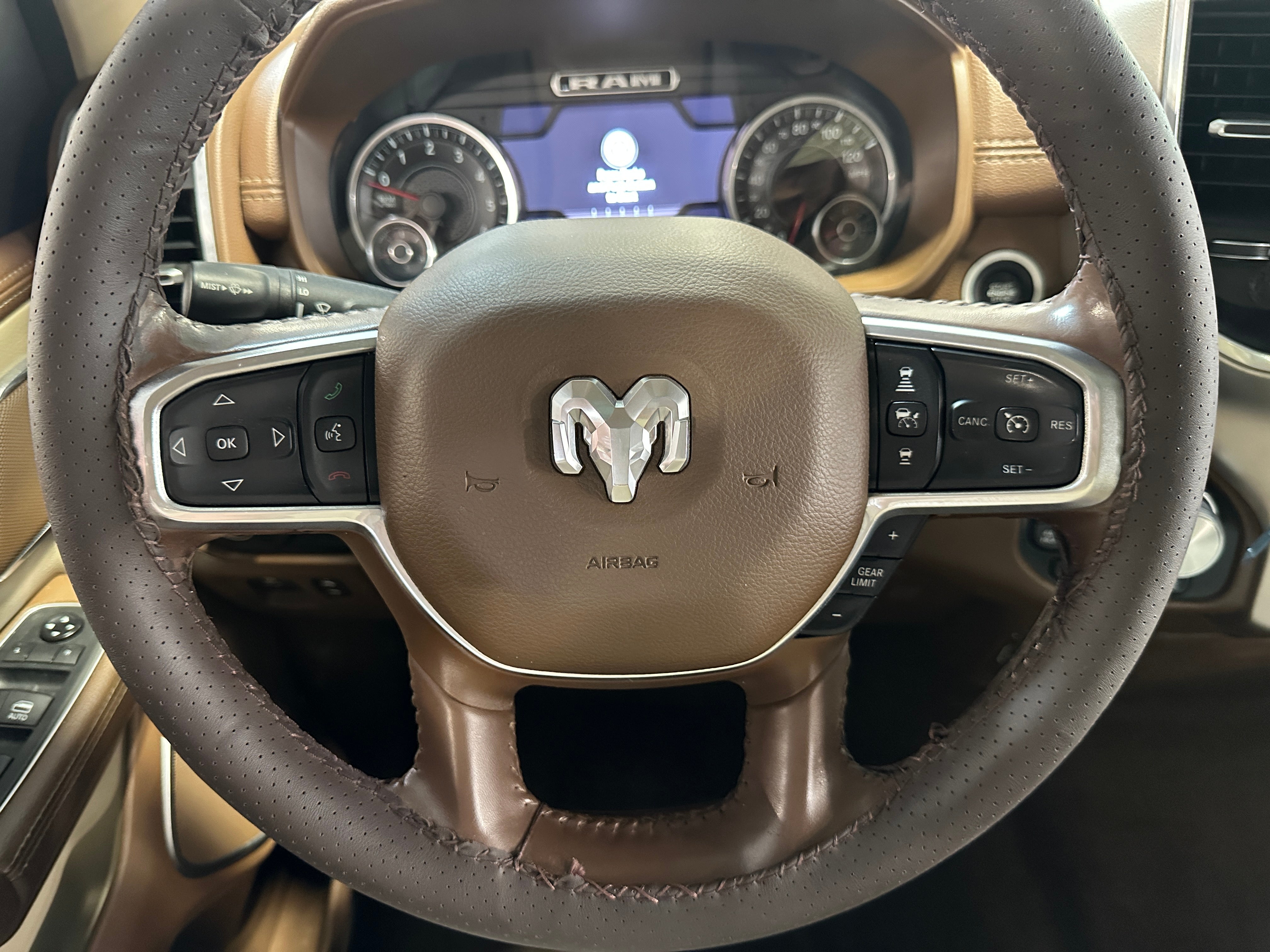 2020 RAM 1500 Laramie 4