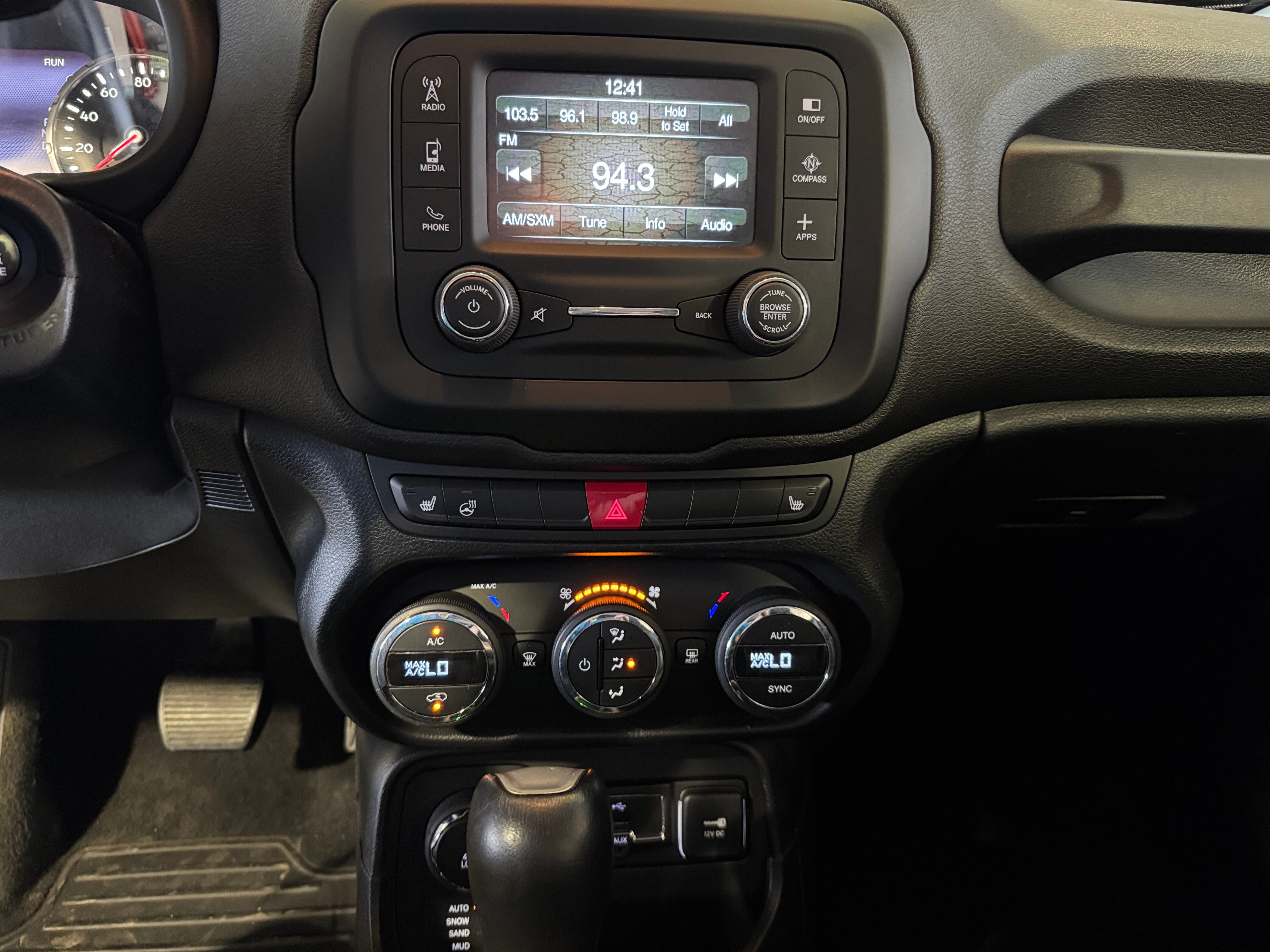 2017 Jeep Renegade Limited 3
