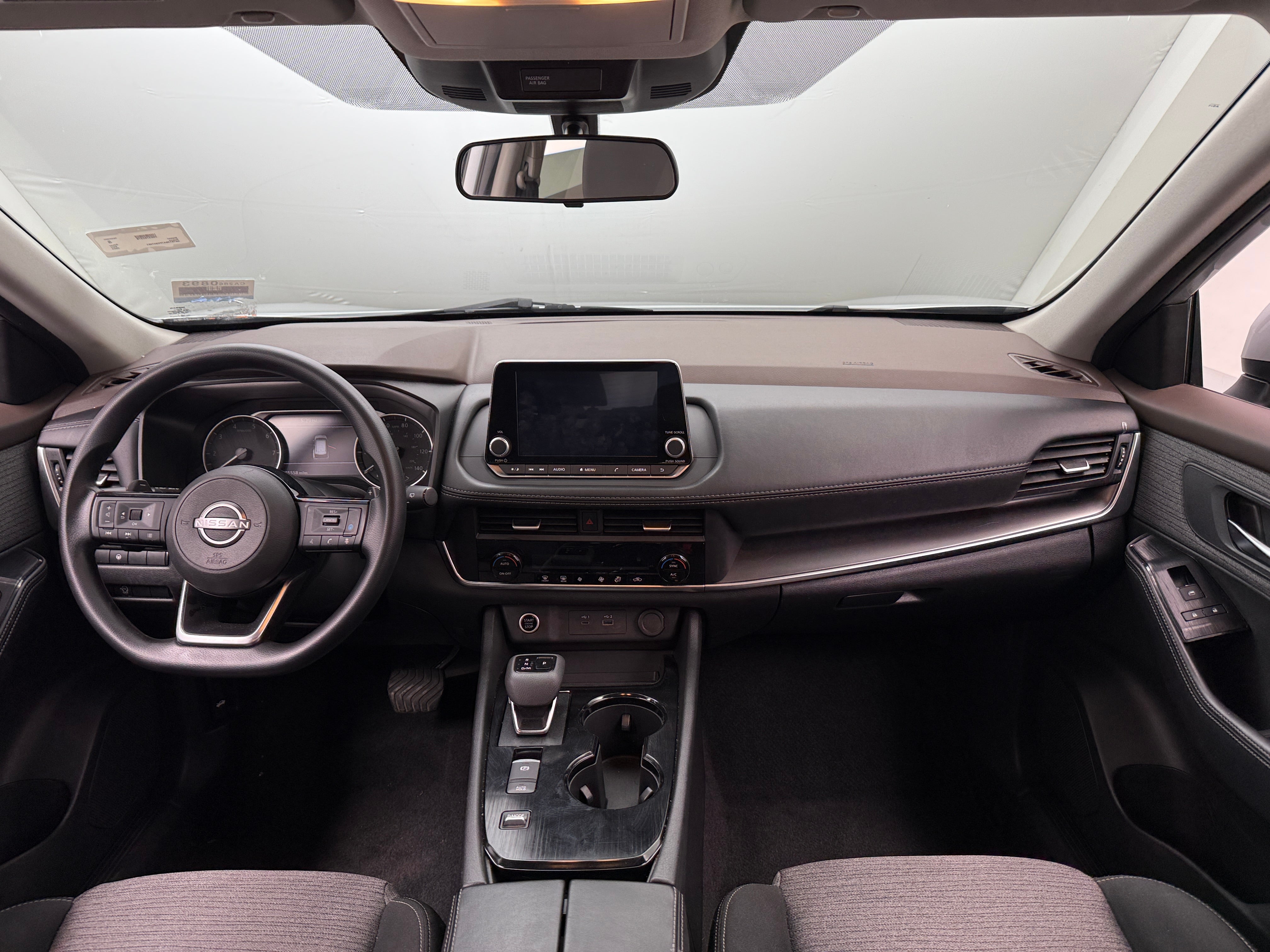 2023 Nissan Rogue SV 3