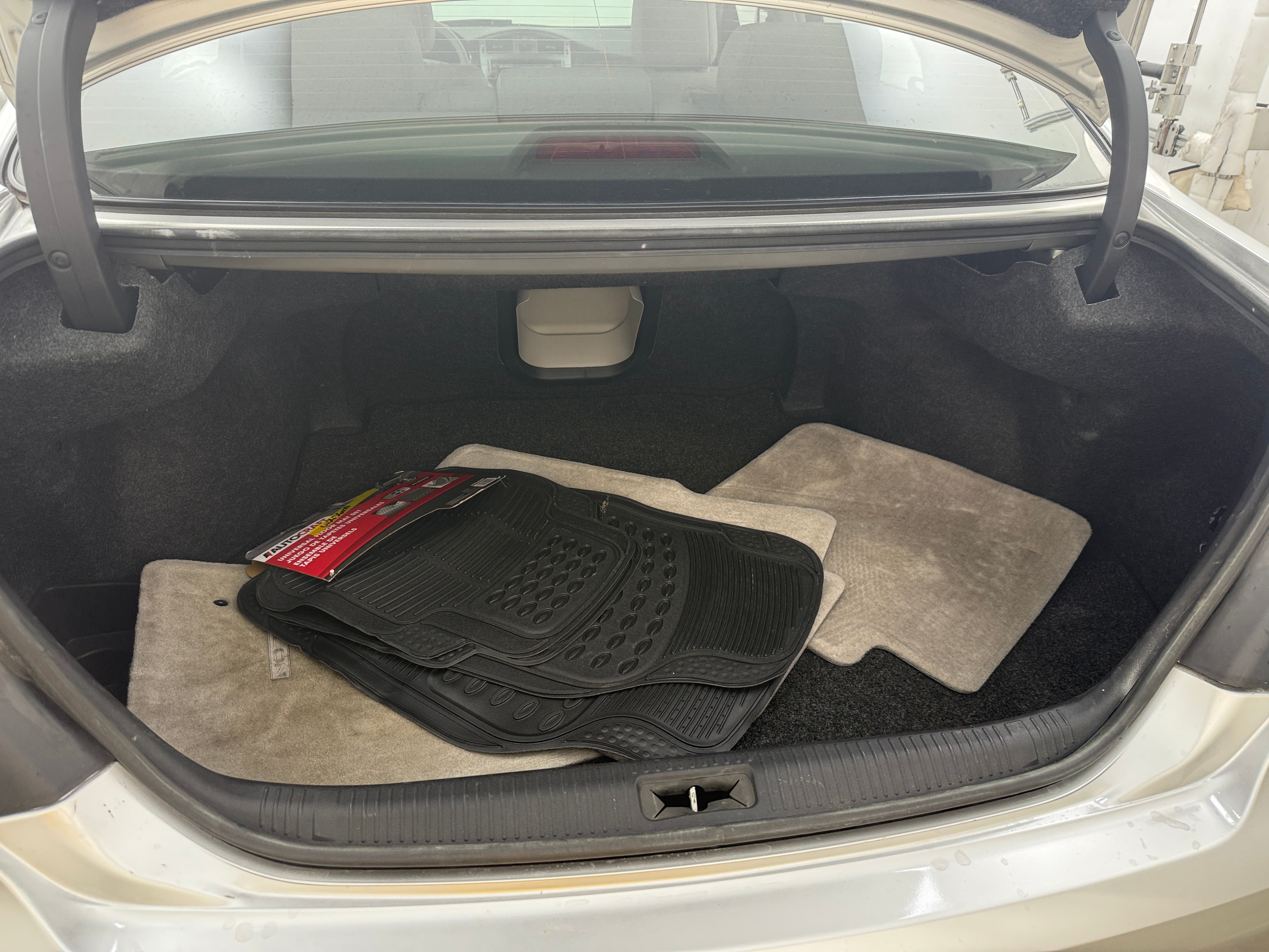 2012 Toyota Avalon Base 6