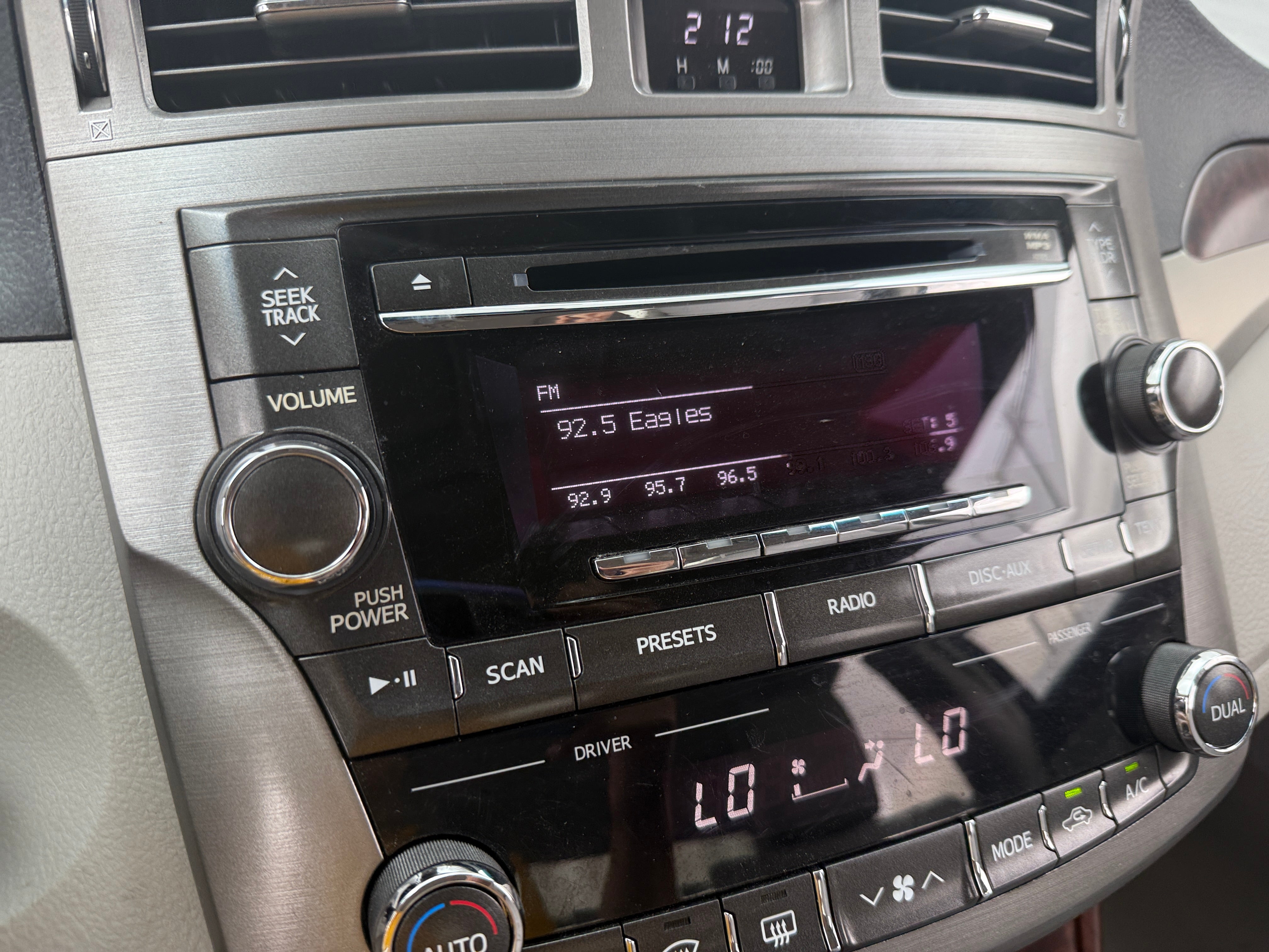 2012 Toyota Avalon Base 3