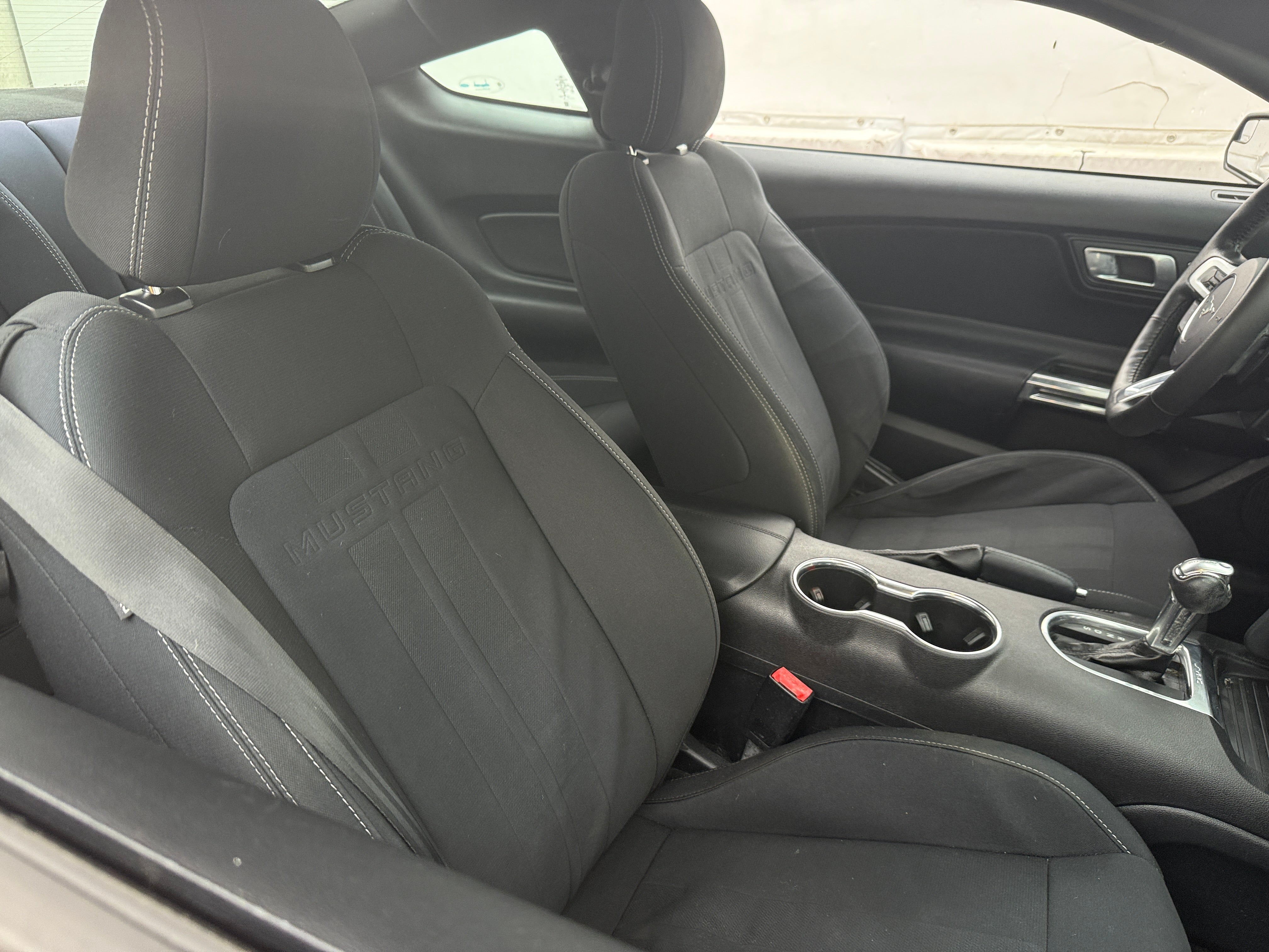 2020 Ford Mustang  2