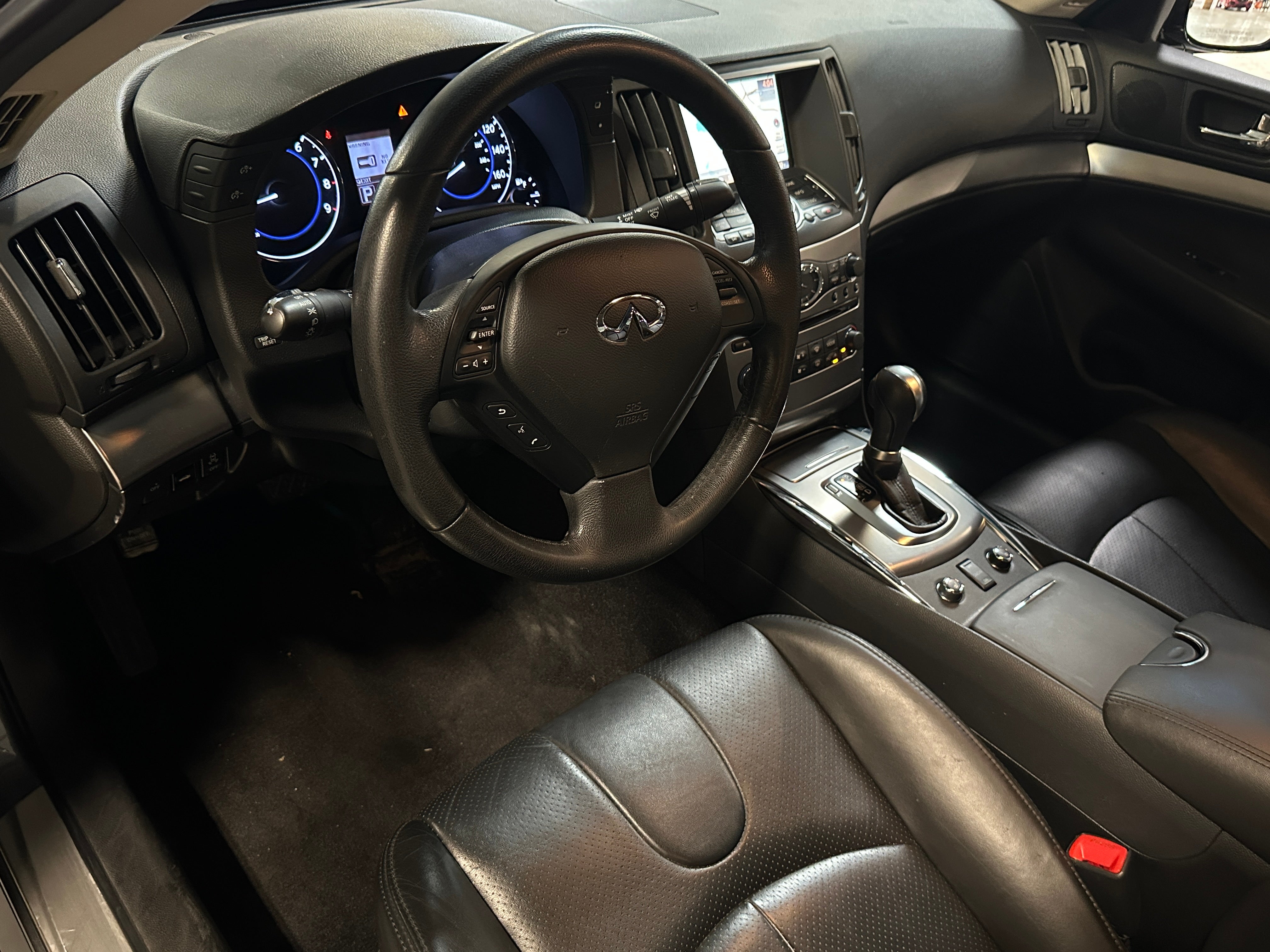 2013 INFINITI G37 X 2