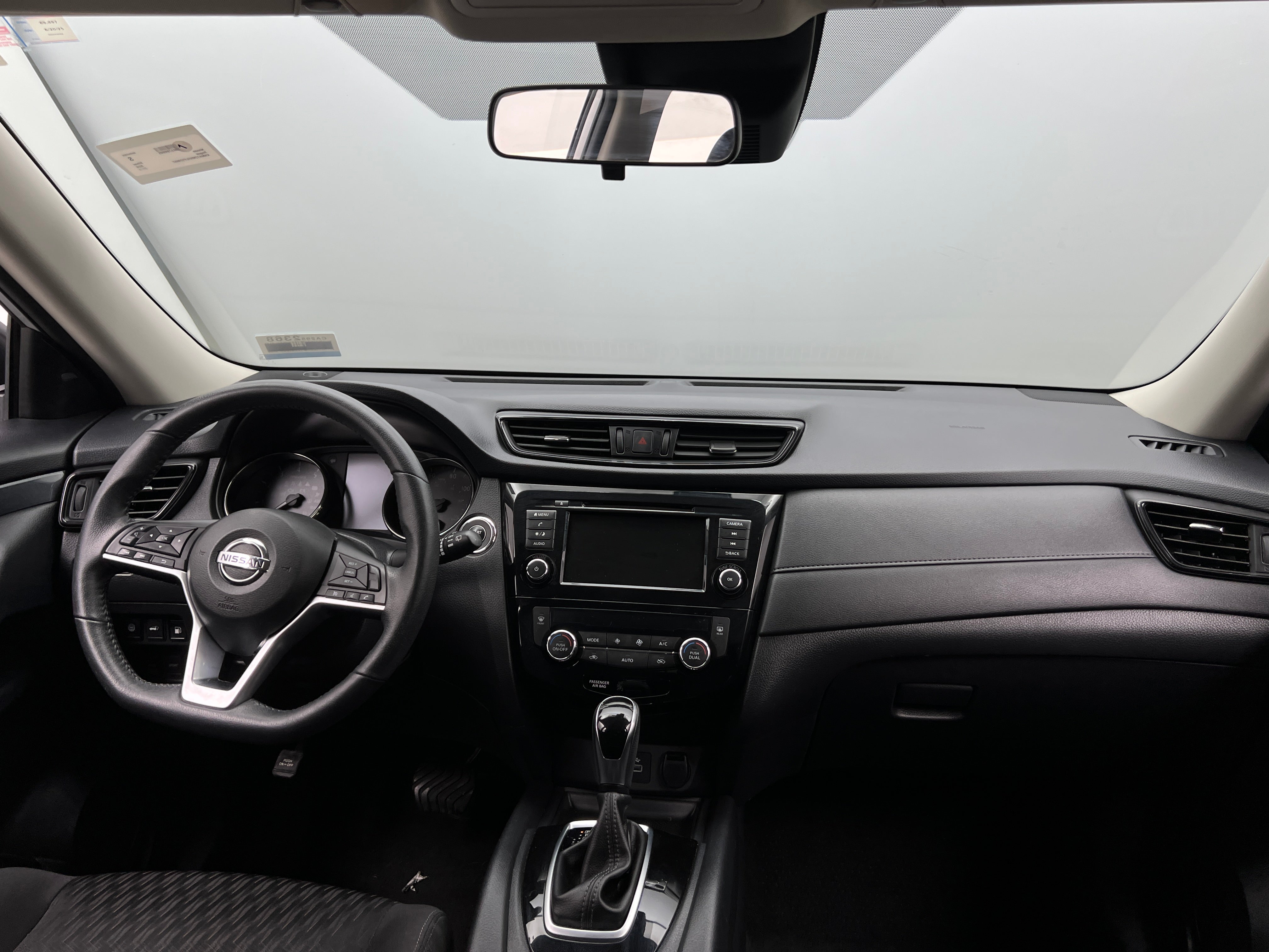 2020 Nissan Rogue SV 3