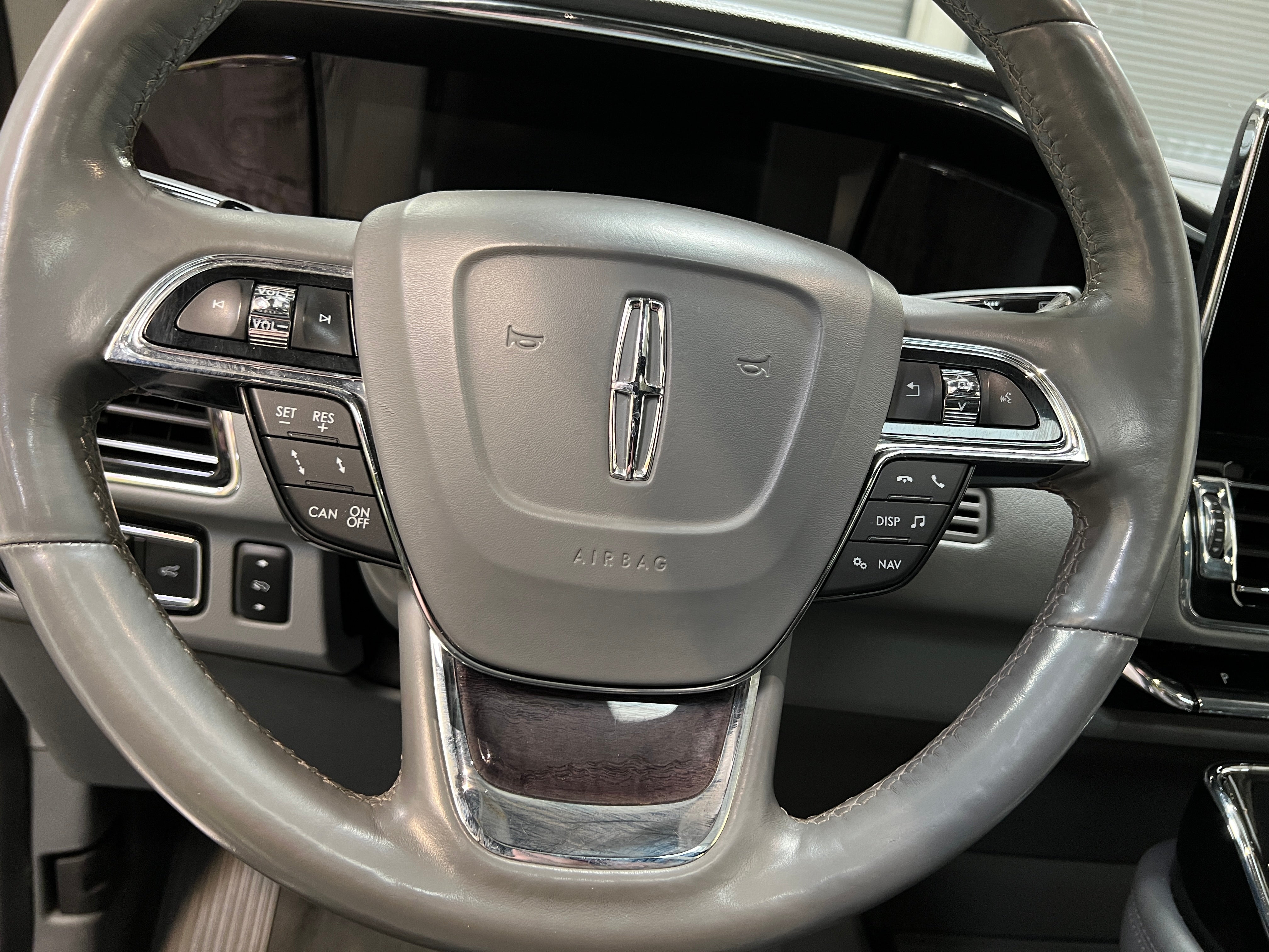 2020 Lincoln Navigator L Reserve 4