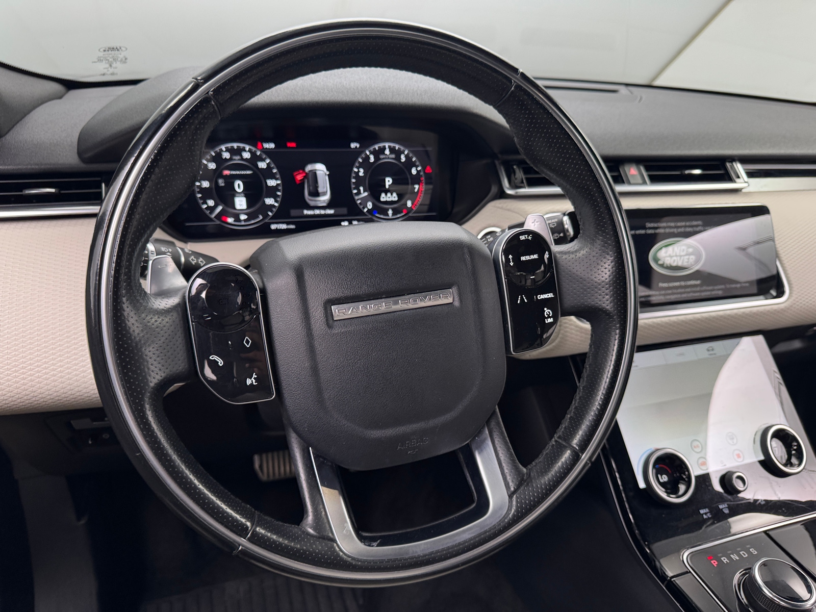 Thumbnail: 2019 Land Rover Range Rover Velar - 4