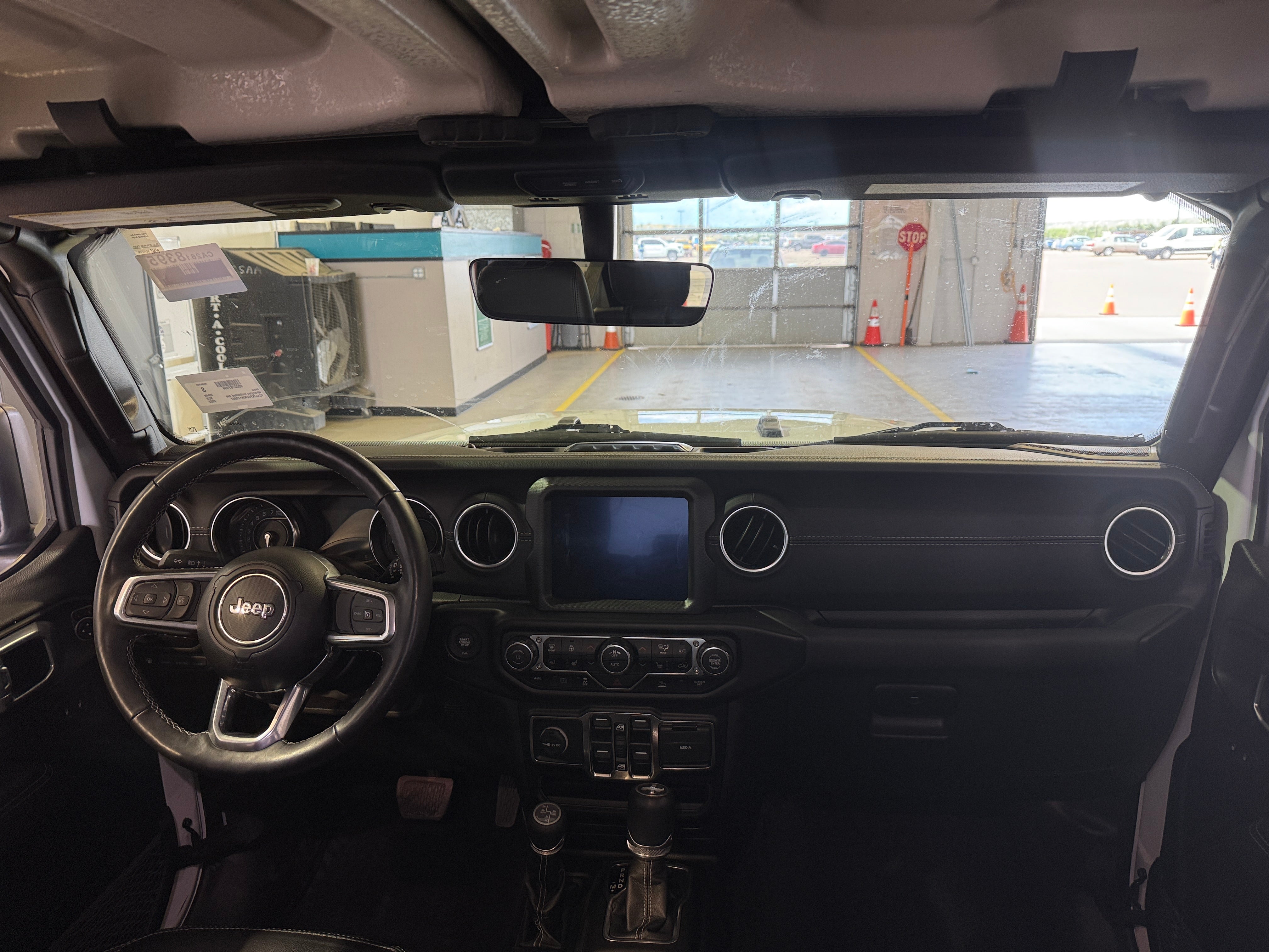2022 Jeep Wrangler Unlimited Sahara 4xe 3